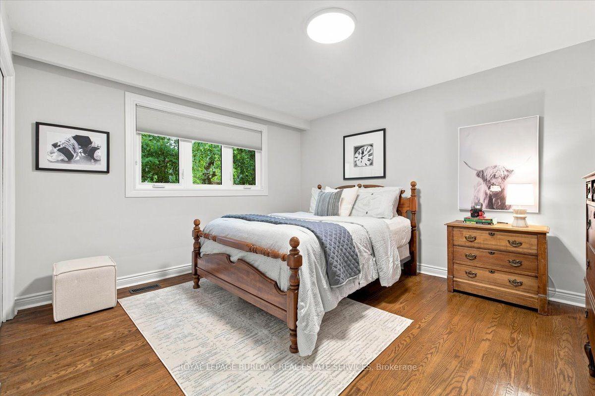 Photo 26 of 4430 Hawthorne Drive, Burlington, Shoreacres — HOMEH
