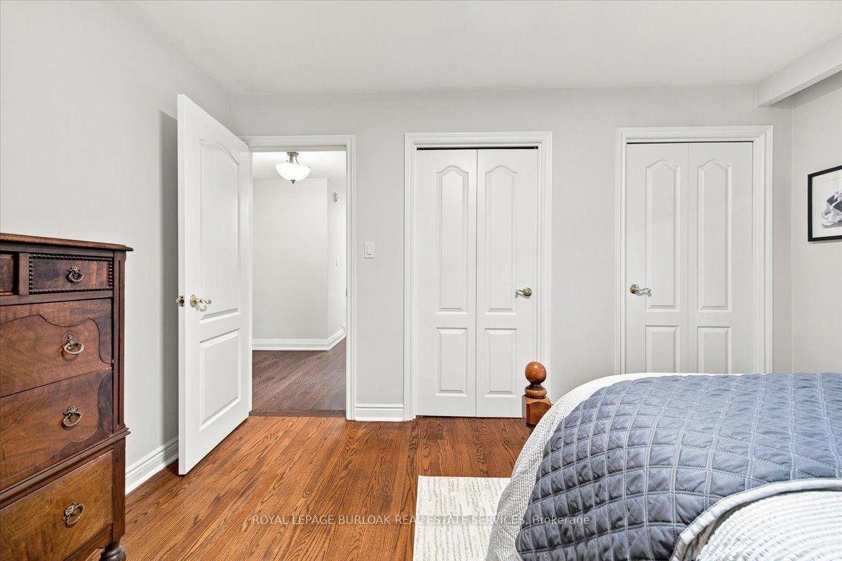 Photo 27 of 4430 Hawthorne Drive, Burlington, Shoreacres — HOMEH