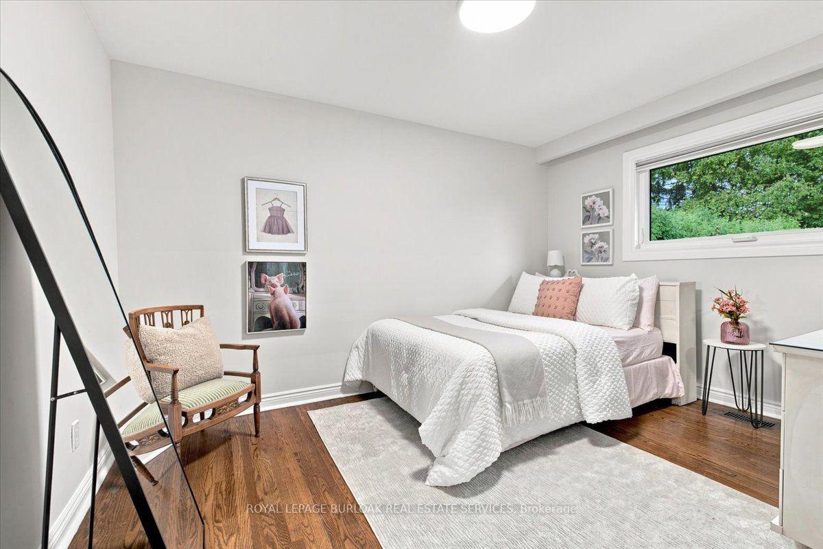 Photo 28 of 4430 Hawthorne Drive, Burlington, Shoreacres — HOMEH
