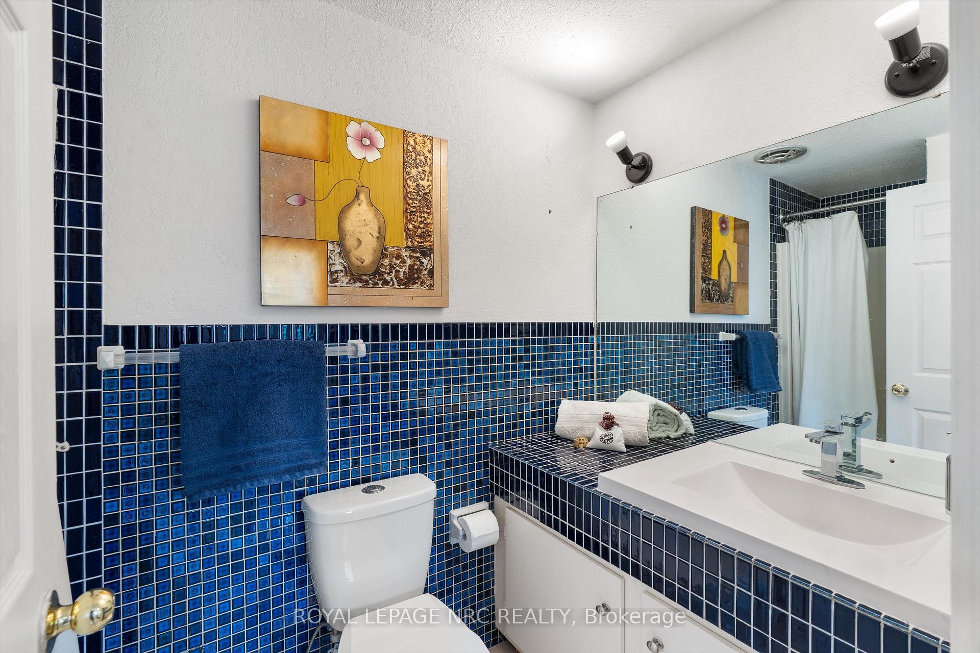 Photo 23 of 46 Adelene Crescent, St. Catharines, Glendale/Glenridge — HOMEH