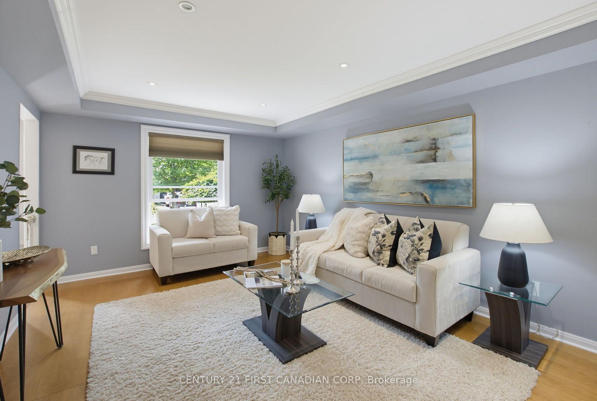 Photo 5 of 8 Meridene Crescent E, London, North G — HOMEH