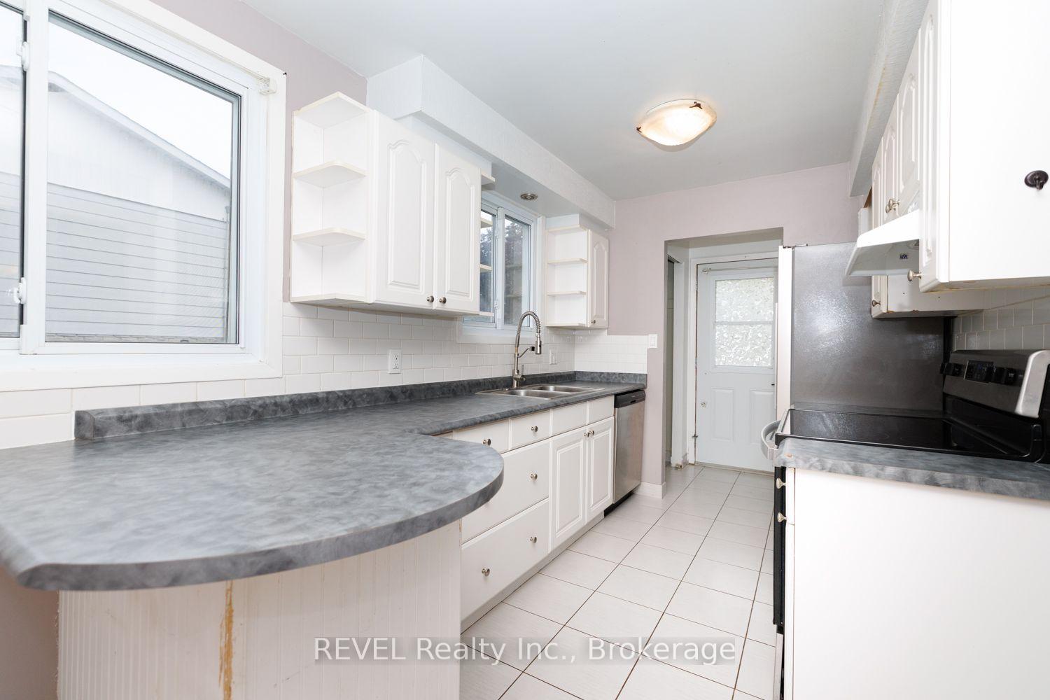 Photo 11 of 97 Tupper Drive, Thorold, Confederation Heights — HOMEH