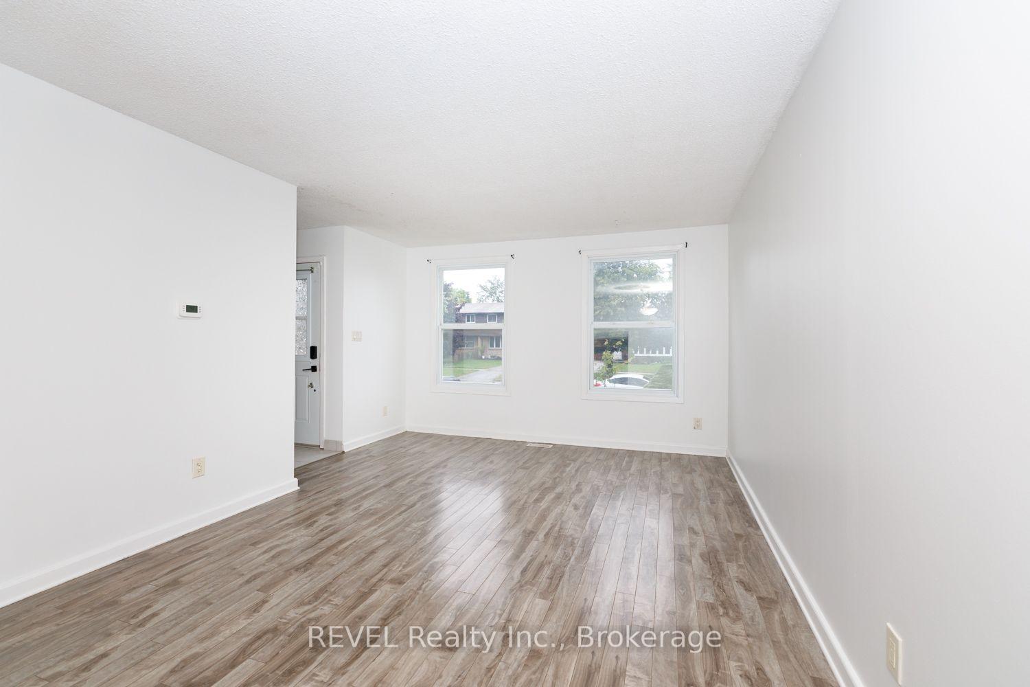 Photo 15 of 97 Tupper Drive, Thorold, Confederation Heights — HOMEH