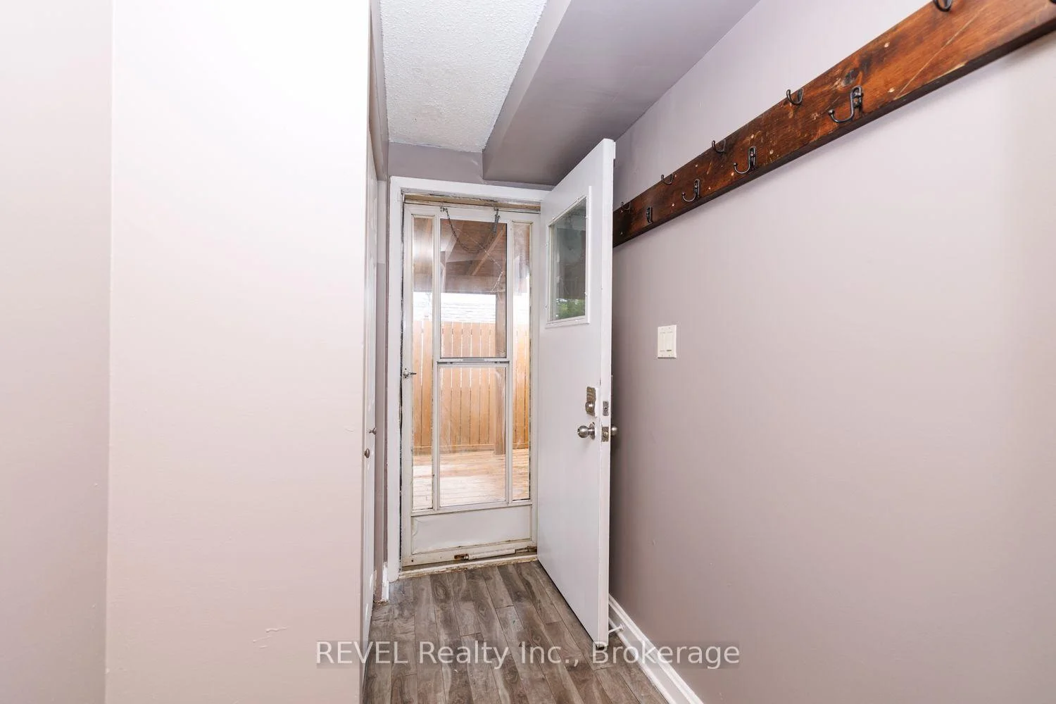 Photo 38 of 97 Tupper Drive, Thorold, Confederation Heights — HOMEH
