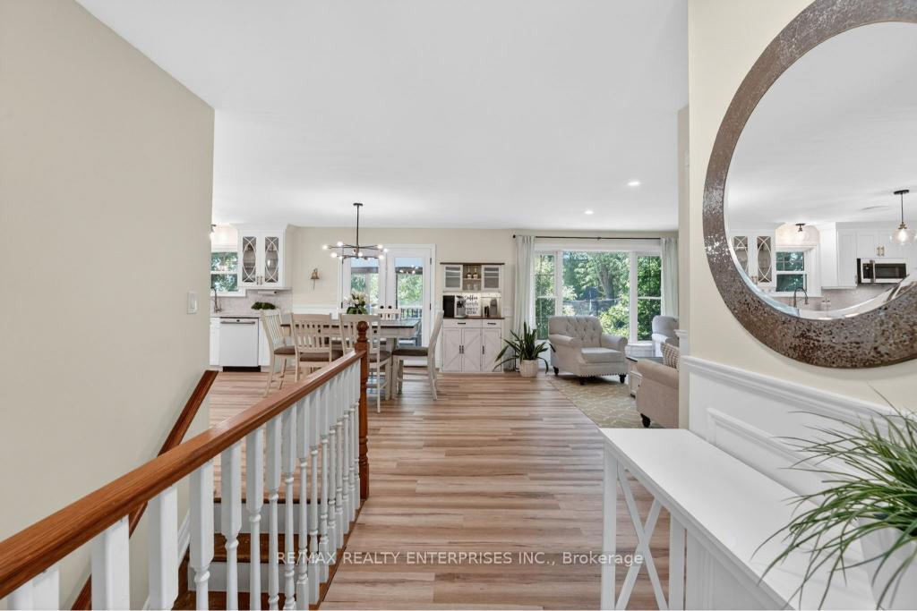 Photo 8 of 6543 Chippewa Road E, Hamilton, Mount Hope — HOMEH