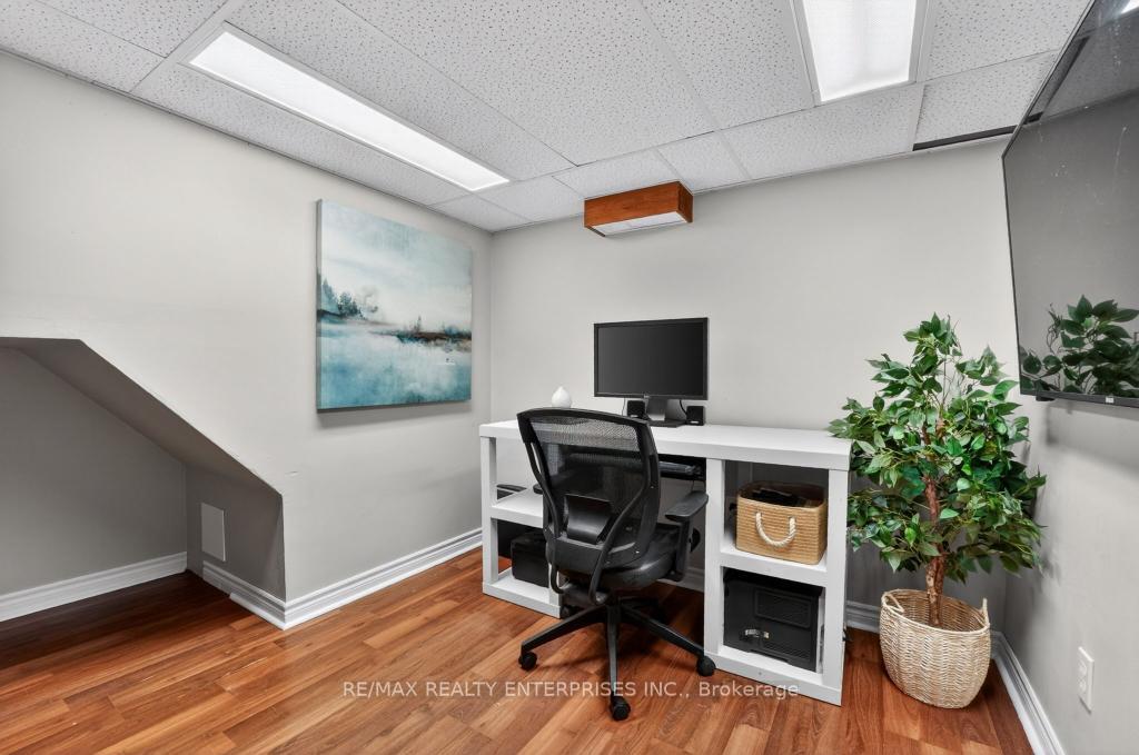 Photo 36 of 6543 Chippewa Road E, Hamilton, Mount Hope — HOMEH