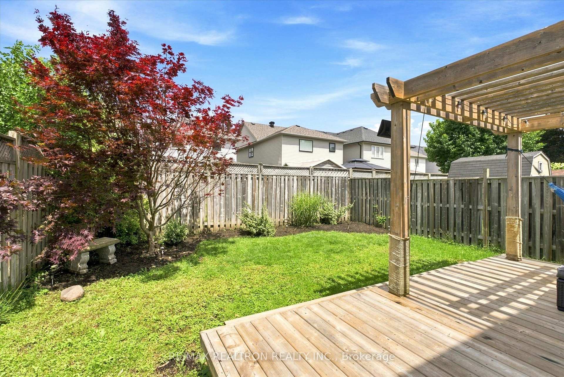 Photo 12 of 78 Hutton Place, Clarington, Bowmanville — HOMEH