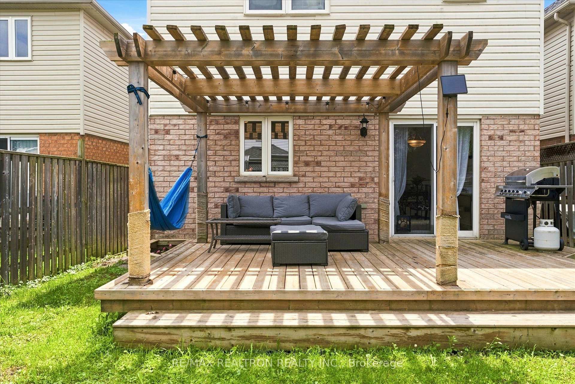 Photo 14 of 78 Hutton Place, Clarington, Bowmanville — HOMEH