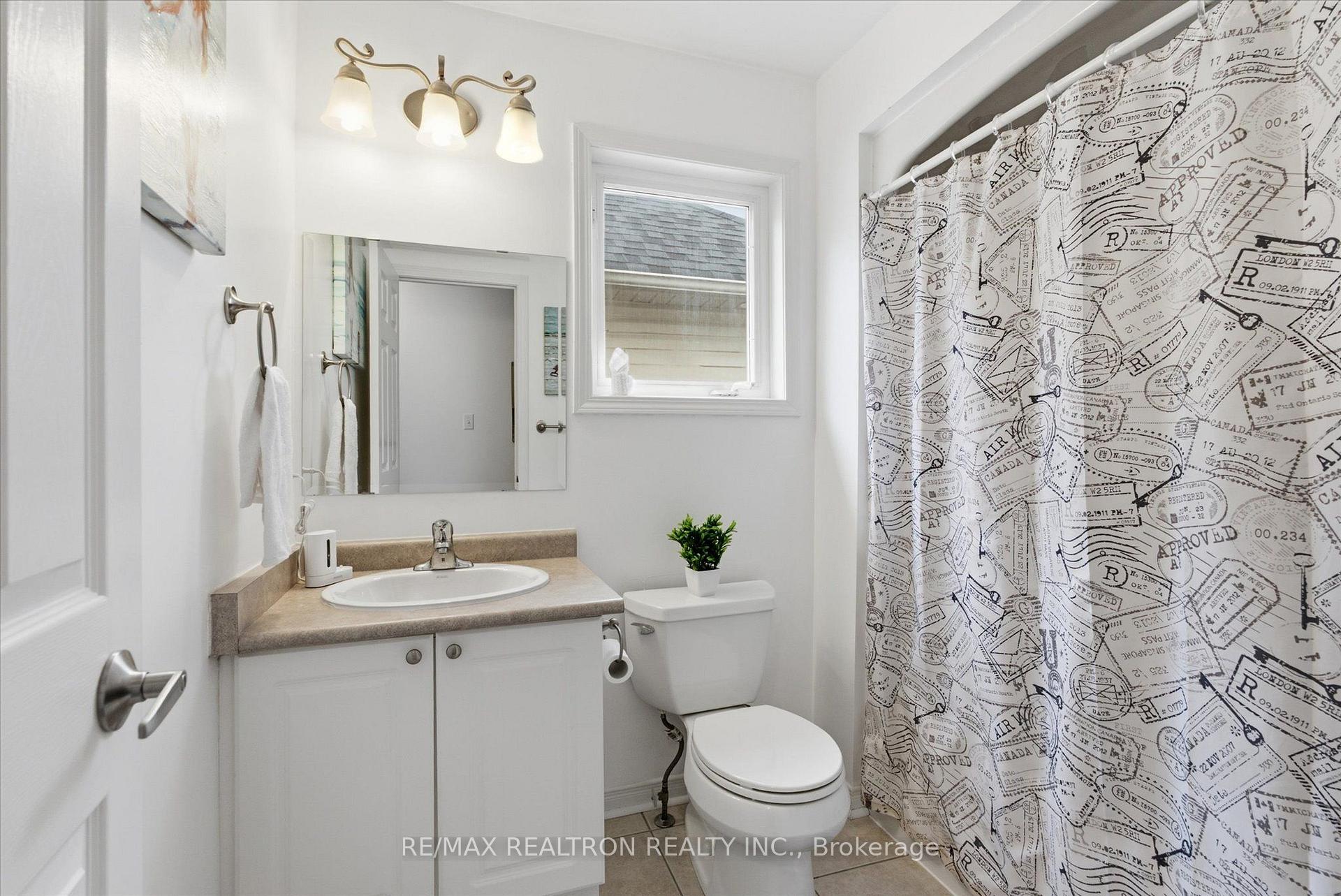 Photo 28 of 78 Hutton Place, Clarington, Bowmanville — HOMEH