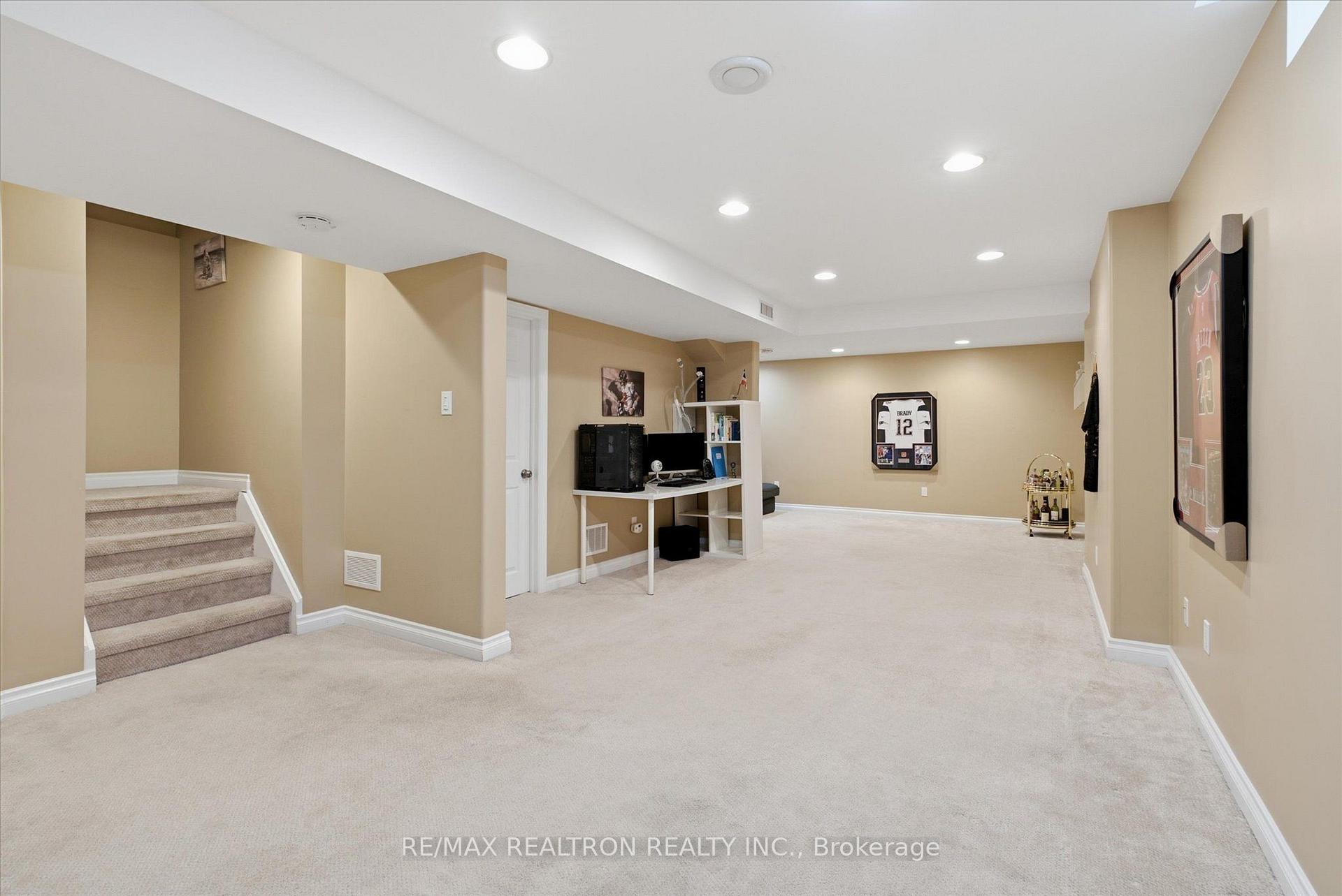 Photo 29 of 78 Hutton Place, Clarington, Bowmanville — HOMEH