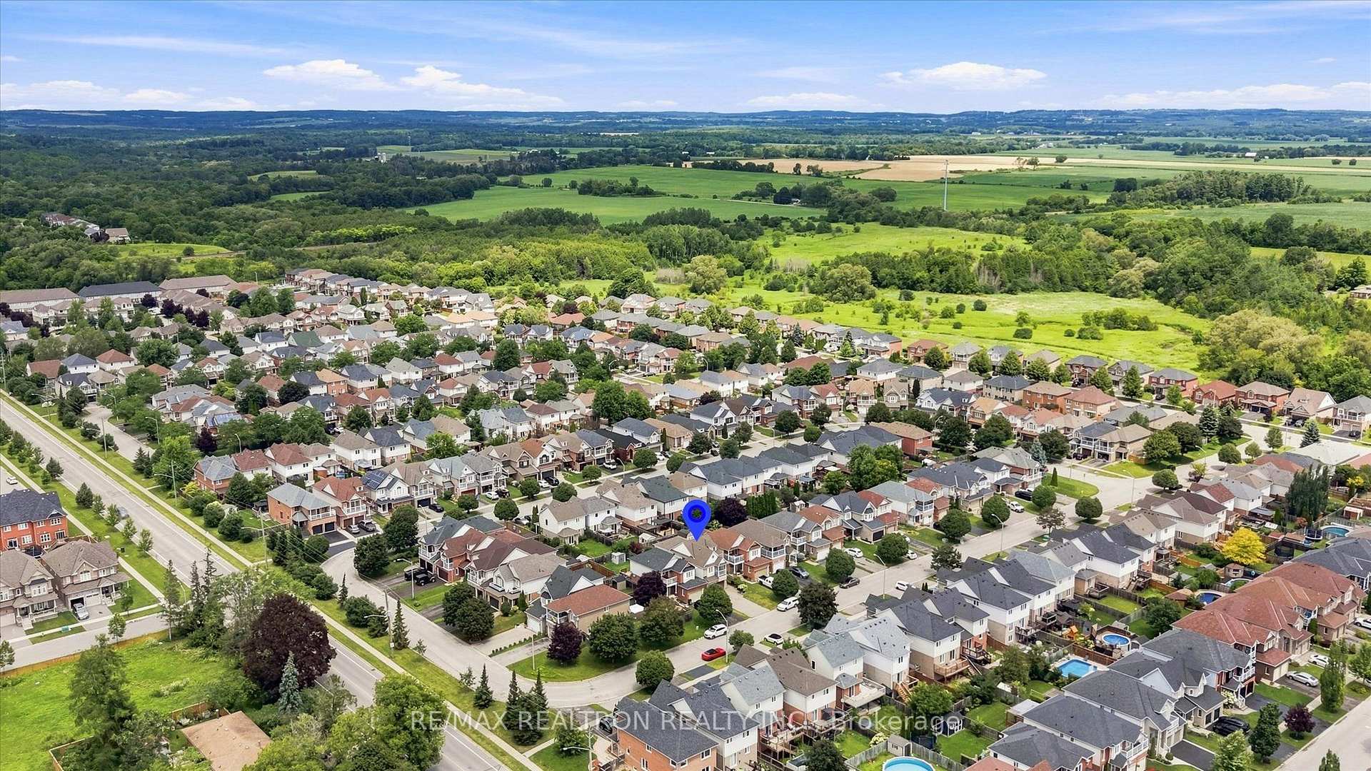 Photo 35 of 78 Hutton Place, Clarington, Bowmanville — HOMEH