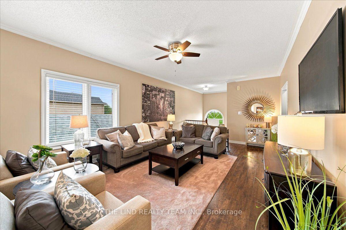 Photo 9 of 61 Mcintyre Drive, Barrie, Ardagh — HOMEH