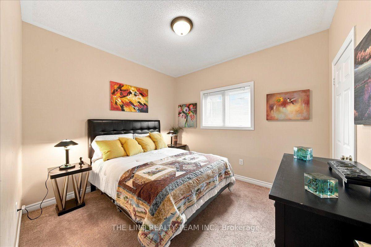 Photo 20 of 61 Mcintyre Drive, Barrie, Ardagh — HOMEH