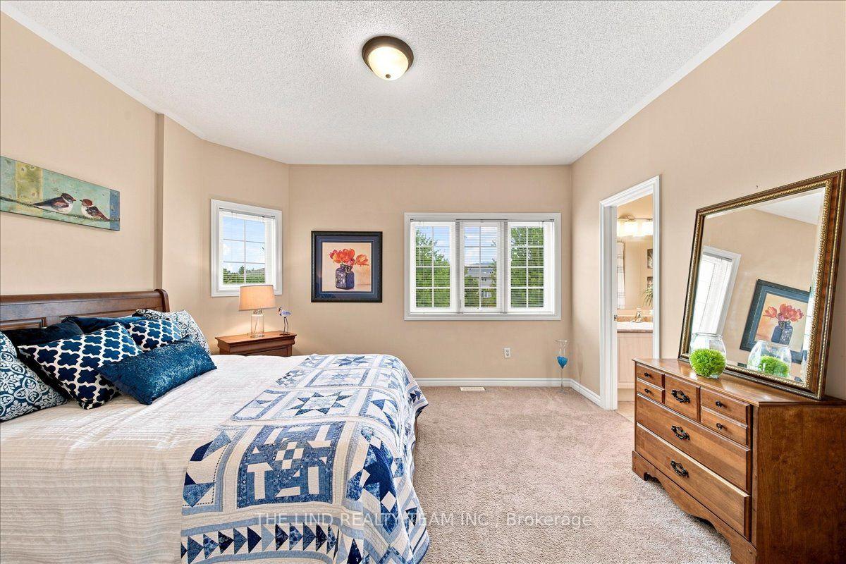 Photo 22 of 61 Mcintyre Drive, Barrie, Ardagh — HOMEH