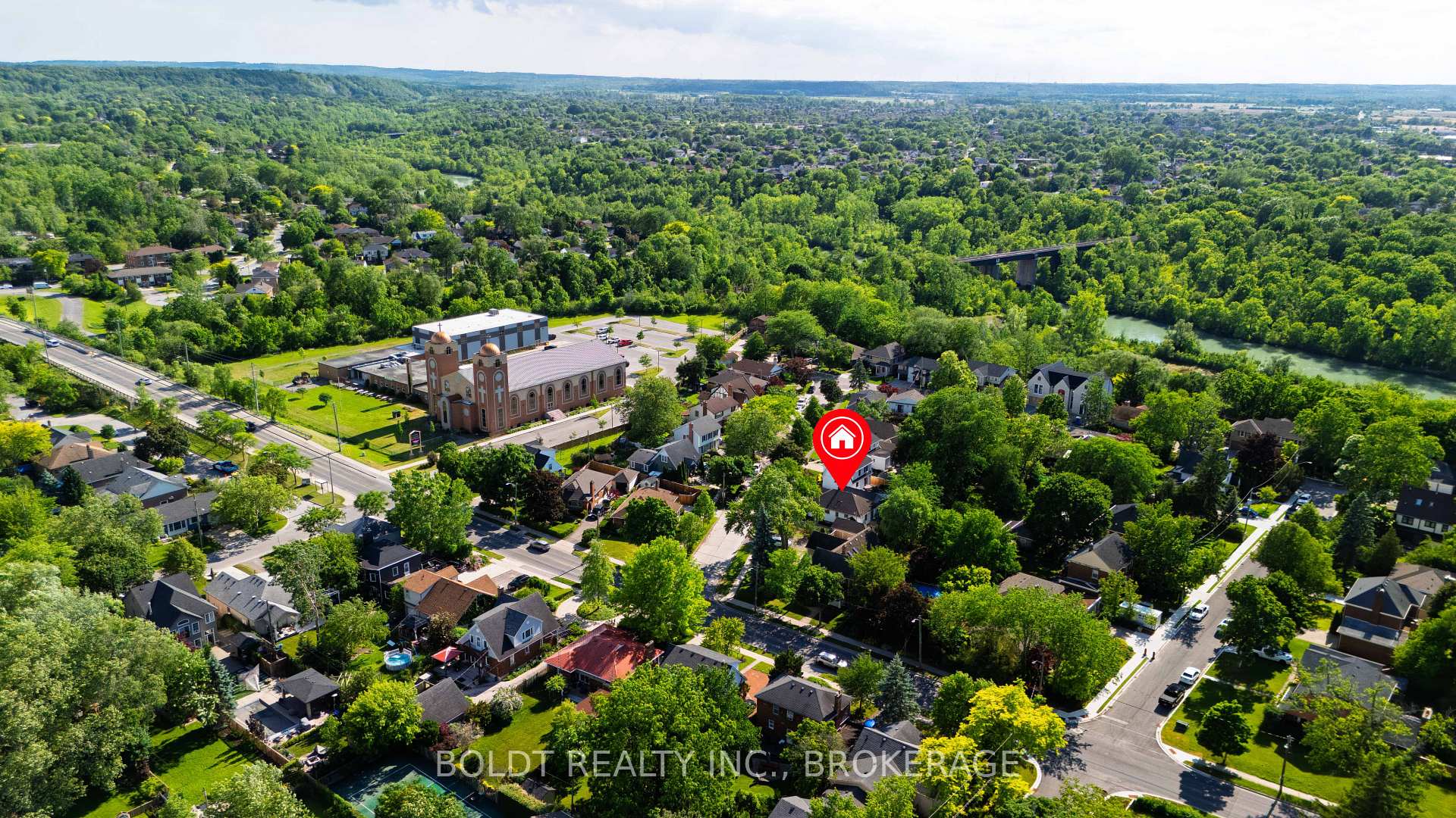 Photo 40 of 9 Woodgate Avenue, St. Catharines, Old Glenridge — HOMEH