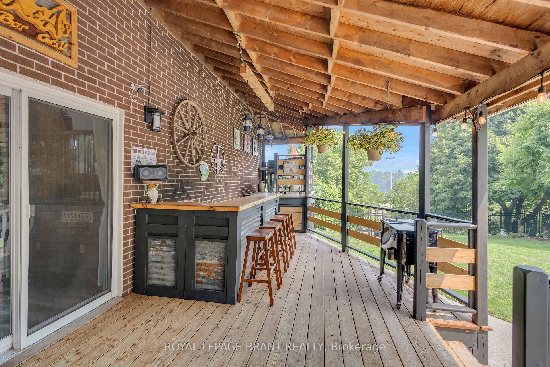 Photo 5 of 112 Myers Road, Cambridge, Christopher-Champlain — HOMEH