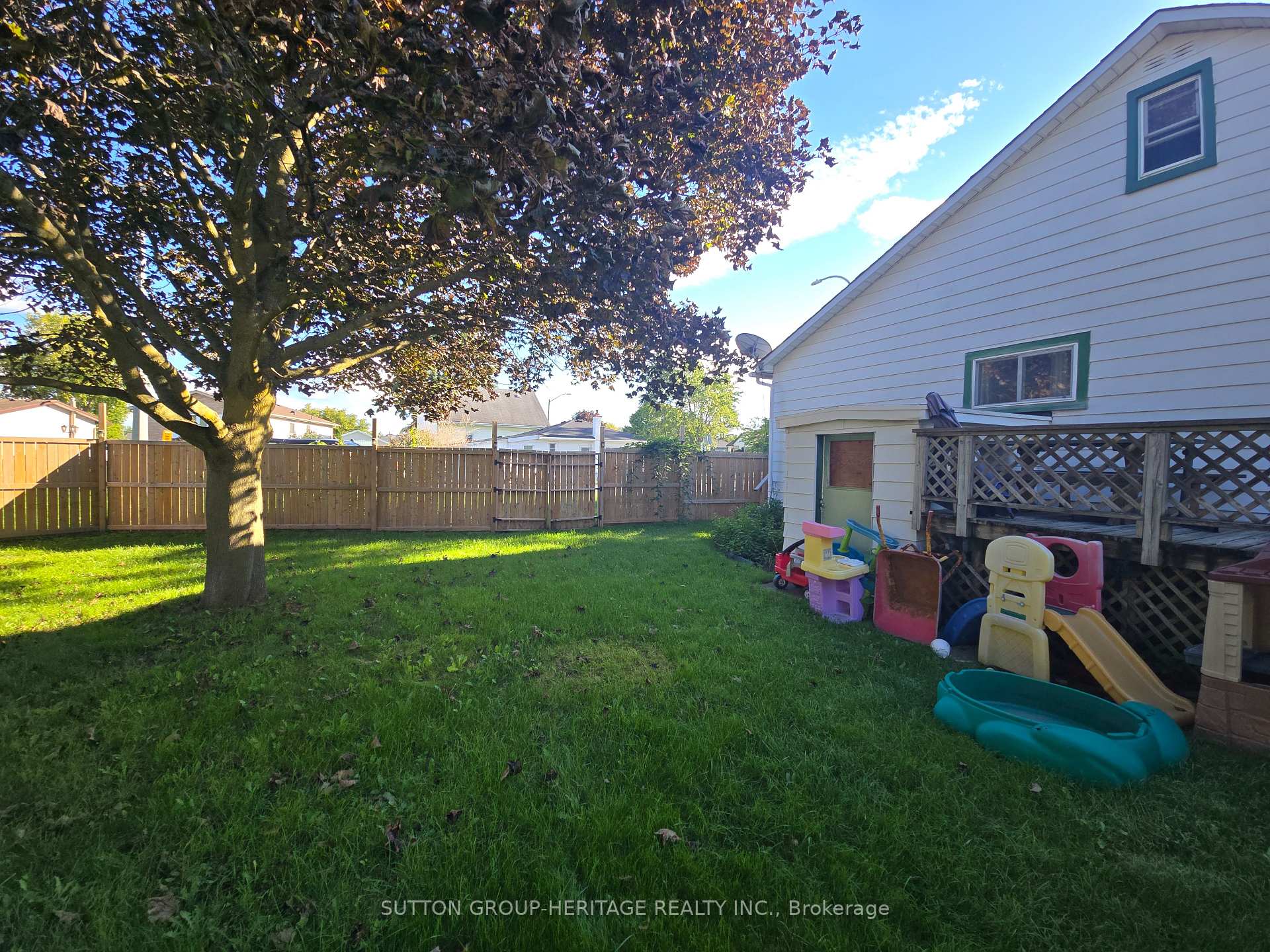 Photo 10 of 253 Sidney Street, Quinte West, Trenton Ward — HOMEH