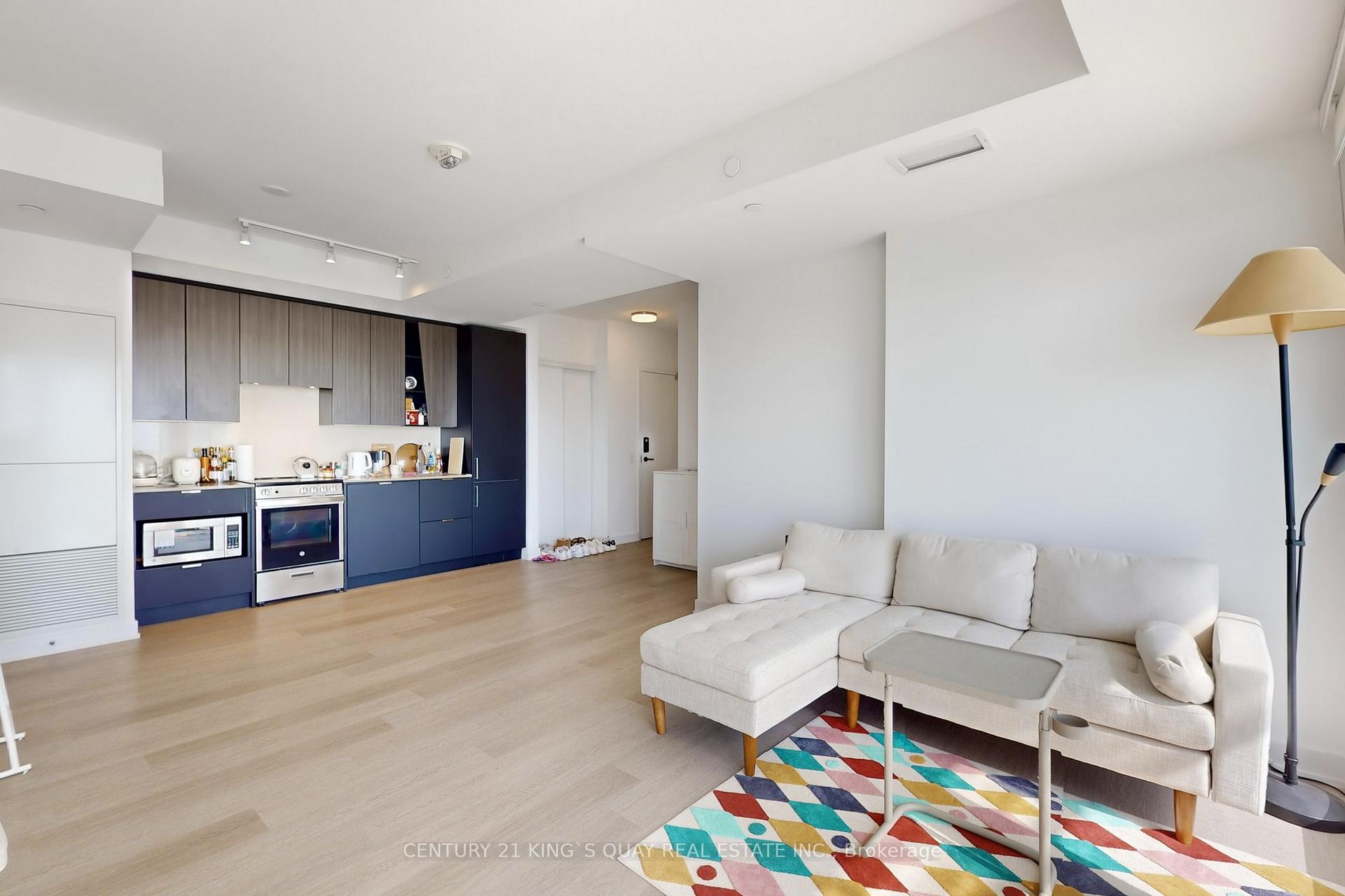 Photo 9 of Unit 806, 3883 Quartz Road, Mississauga, City Centre — HOMEH