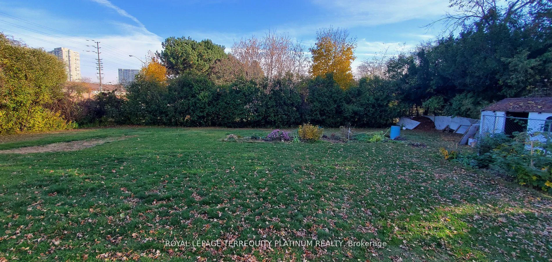 Photo 6 of Unit Bsmt, 2 Hazelwood Drive, Brampton, Westgate — HOMEH
