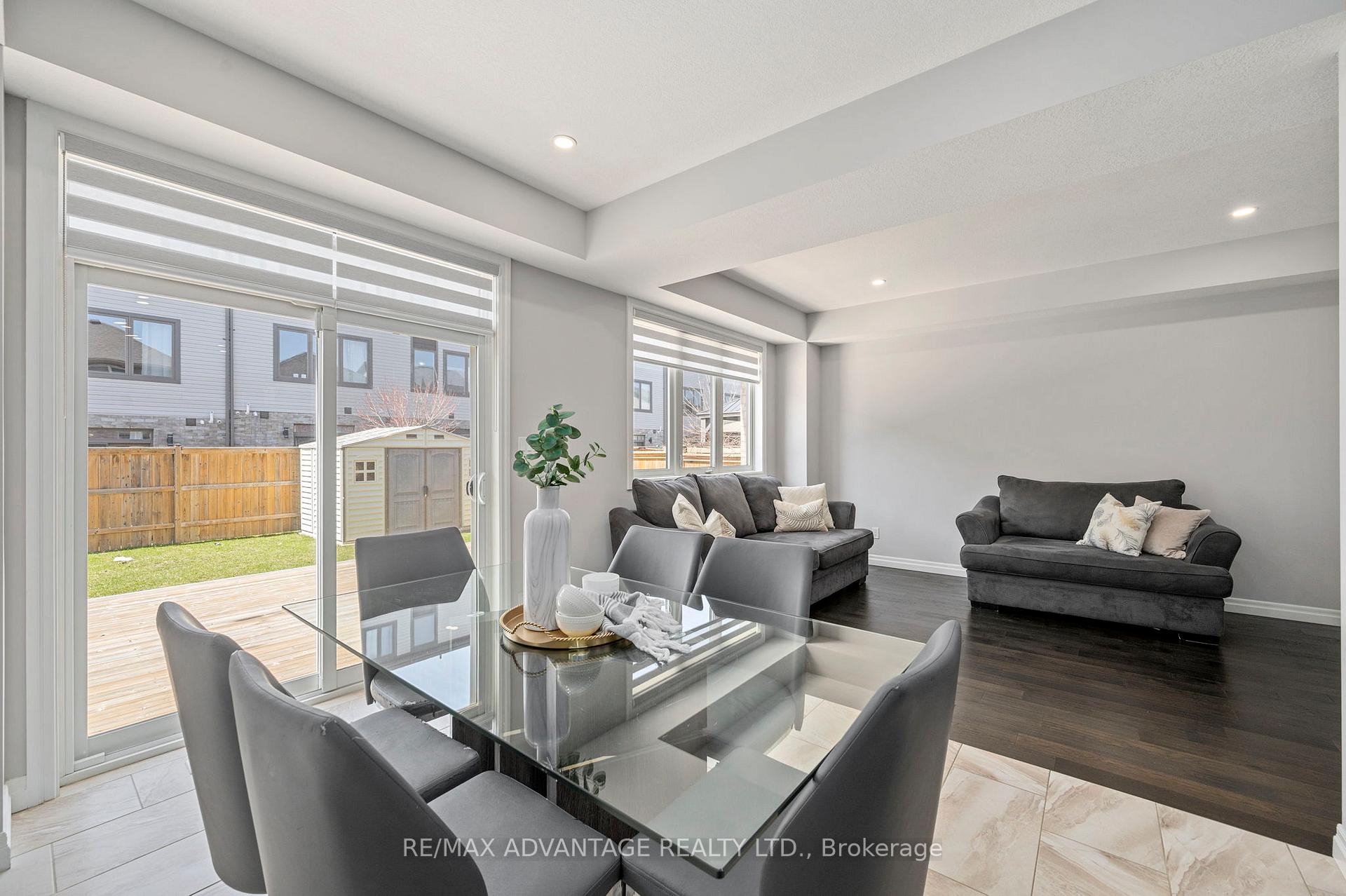 Photo 8 of 587 Freeport Street, London, North E — HOMEH