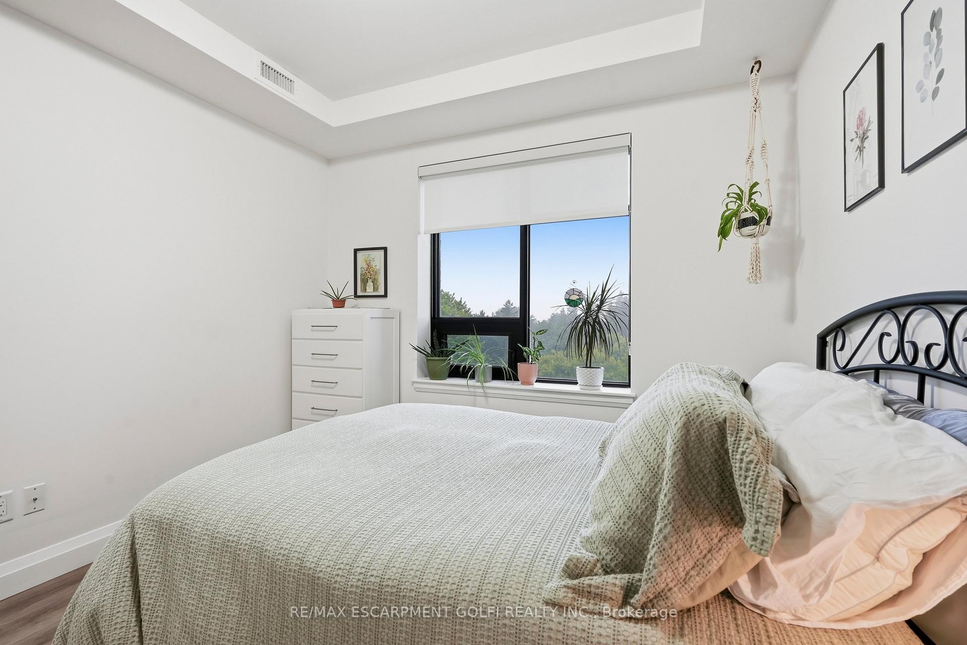 Photo 19 of Unit 501, 30 Hamilton Street S, Hamilton, Waterdown — HOMEH