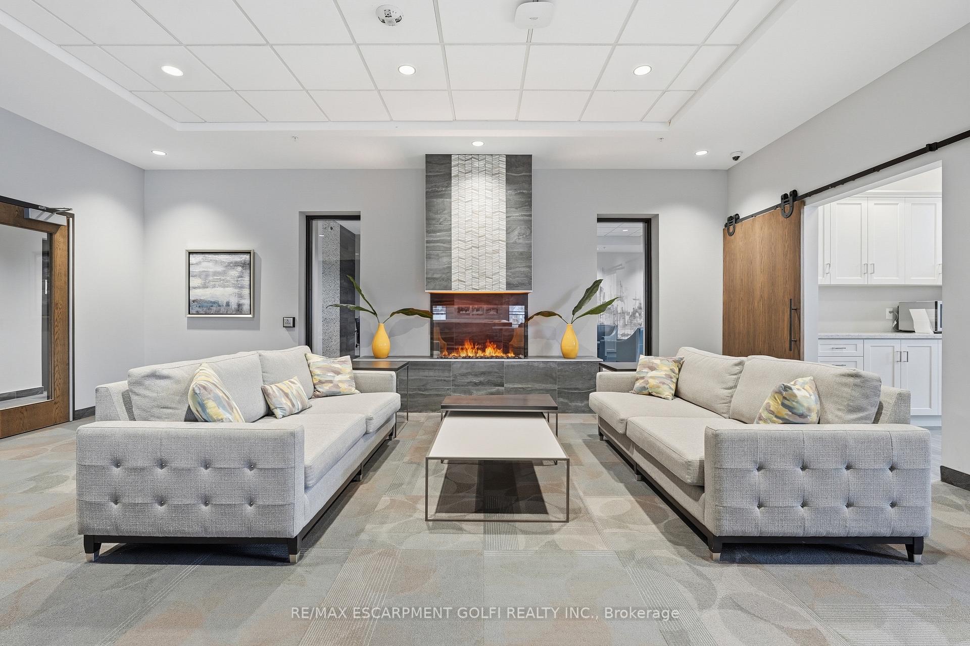 Photo 26 of Unit 501, 30 Hamilton Street S, Hamilton, Waterdown — HOMEH