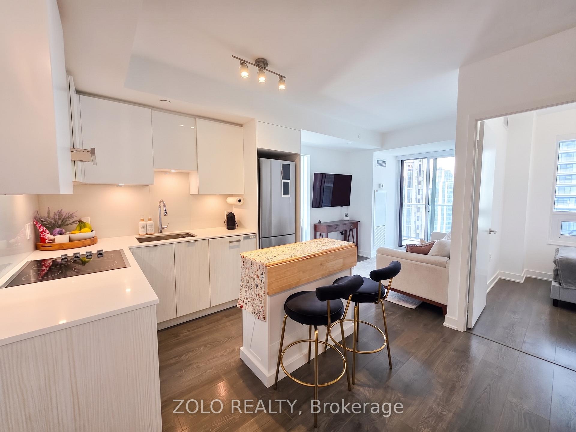 Photo 6 of Unit 1912, 195 Redpath Avenue, Toronto, Mount Pleasant West — HOMEH