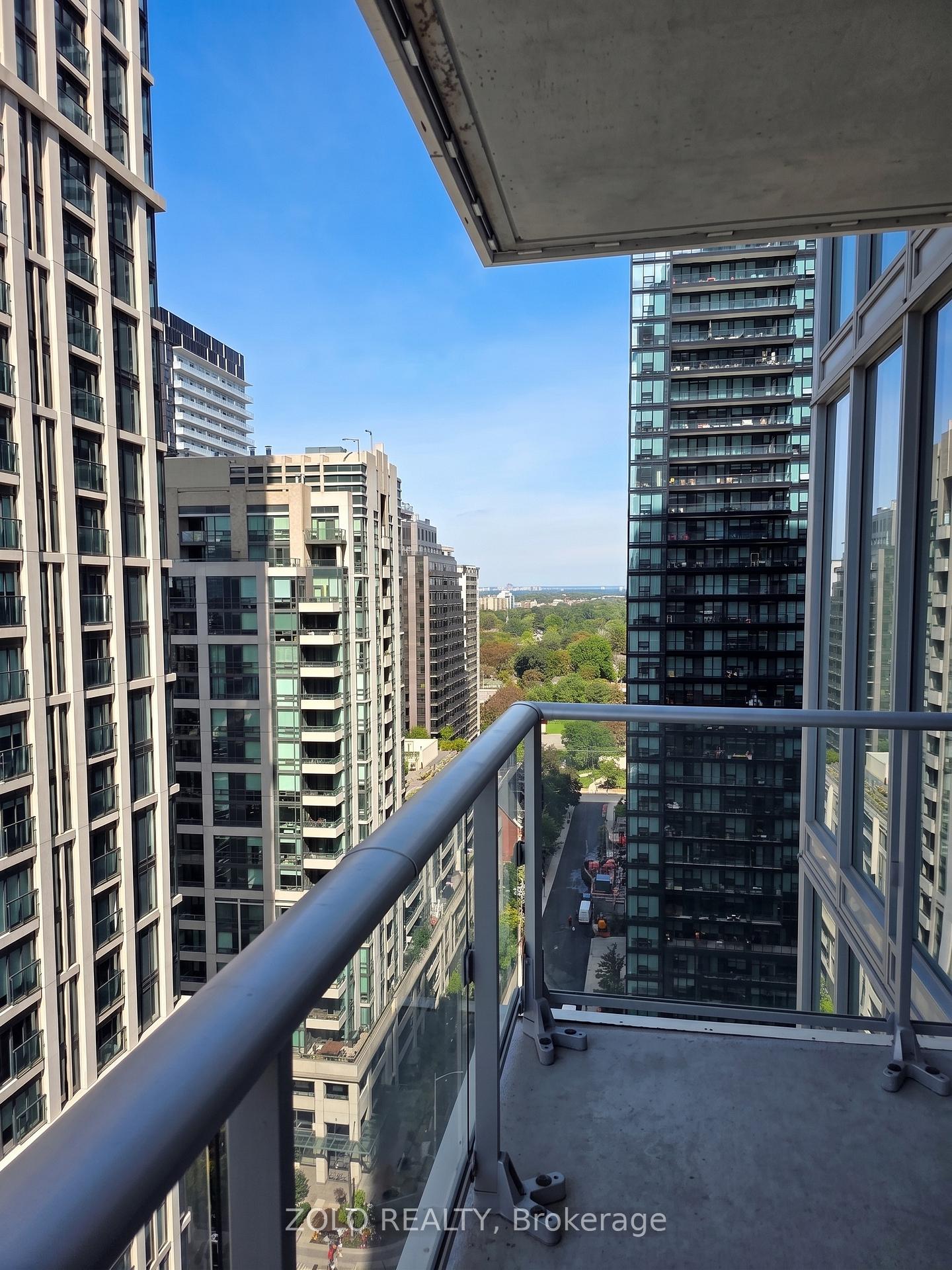 Photo 18 of Unit 1912, 195 Redpath Avenue, Toronto, Mount Pleasant West — HOMEH