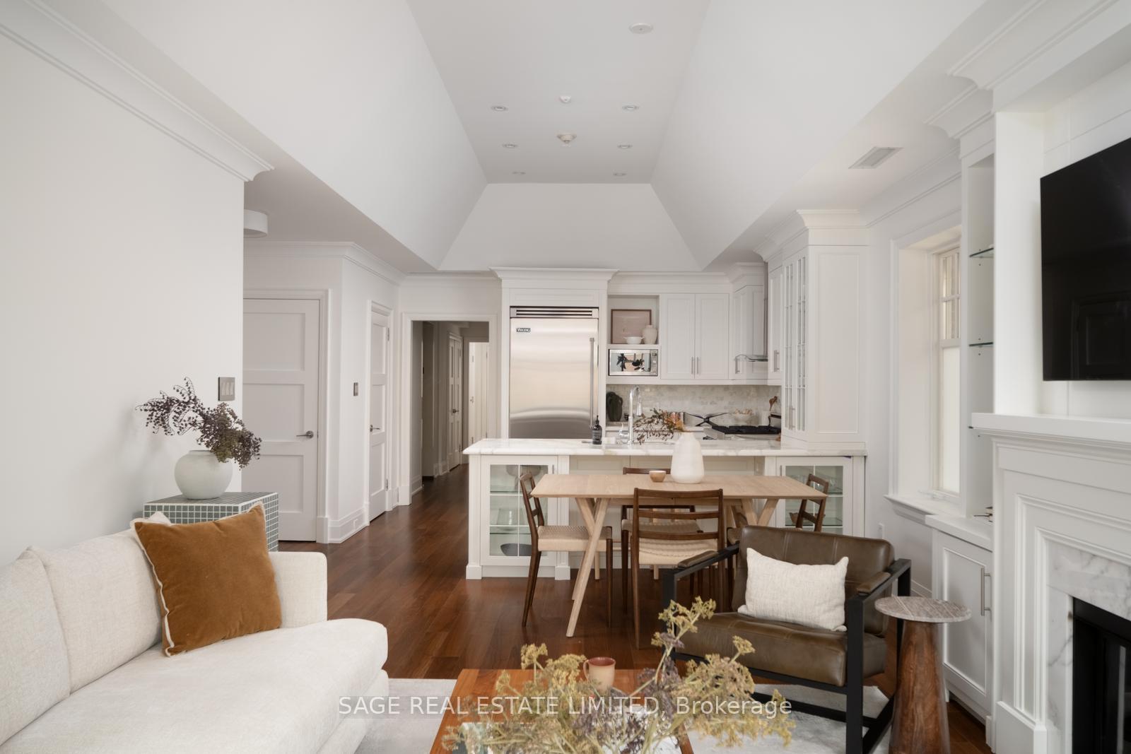 Photo 14 of Unit 3D, 319 Lonsdale Road, Toronto, Casa Loma — HOMEH