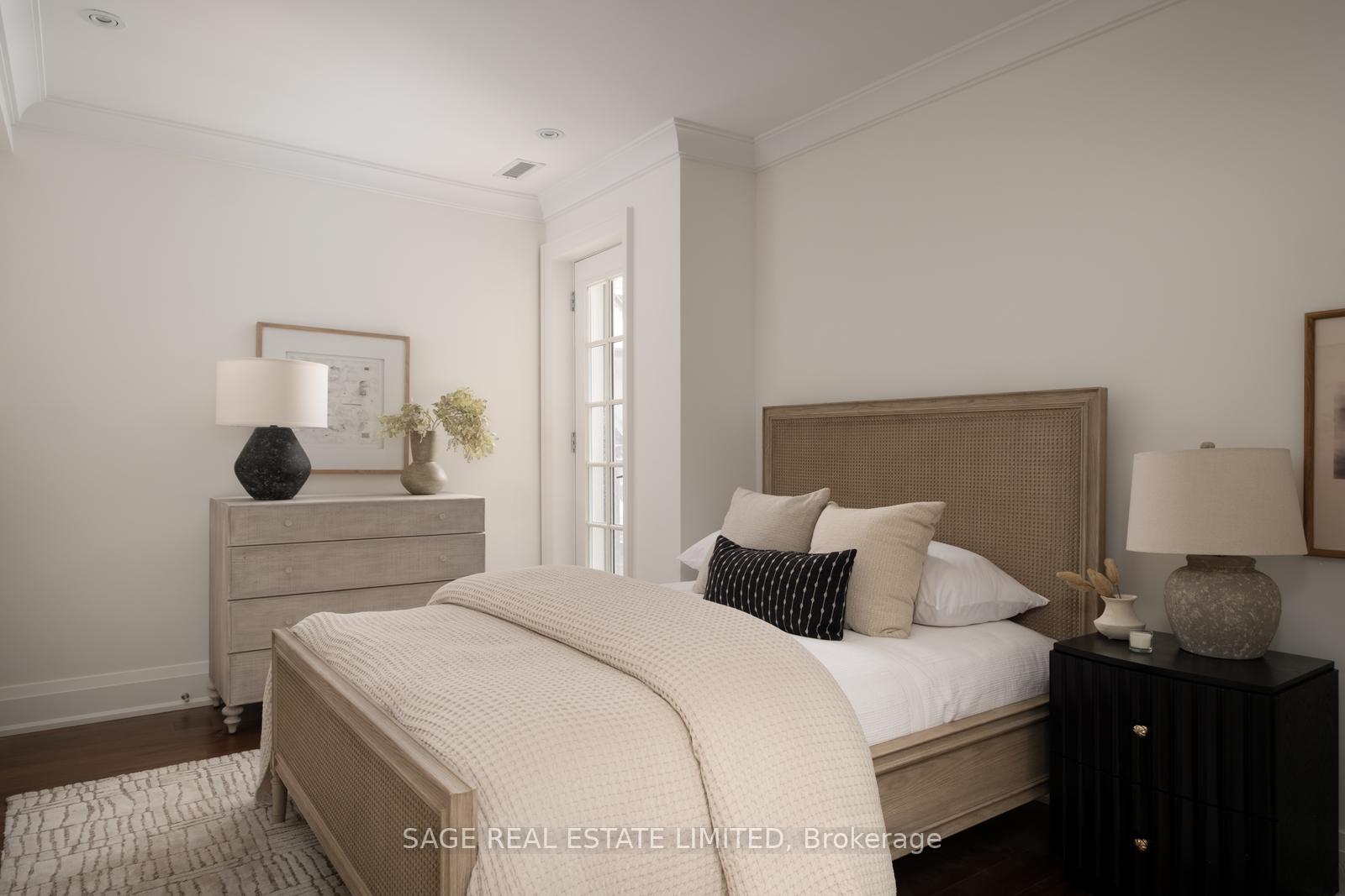 Photo 17 of Unit 3D, 319 Lonsdale Road, Toronto, Casa Loma — HOMEH