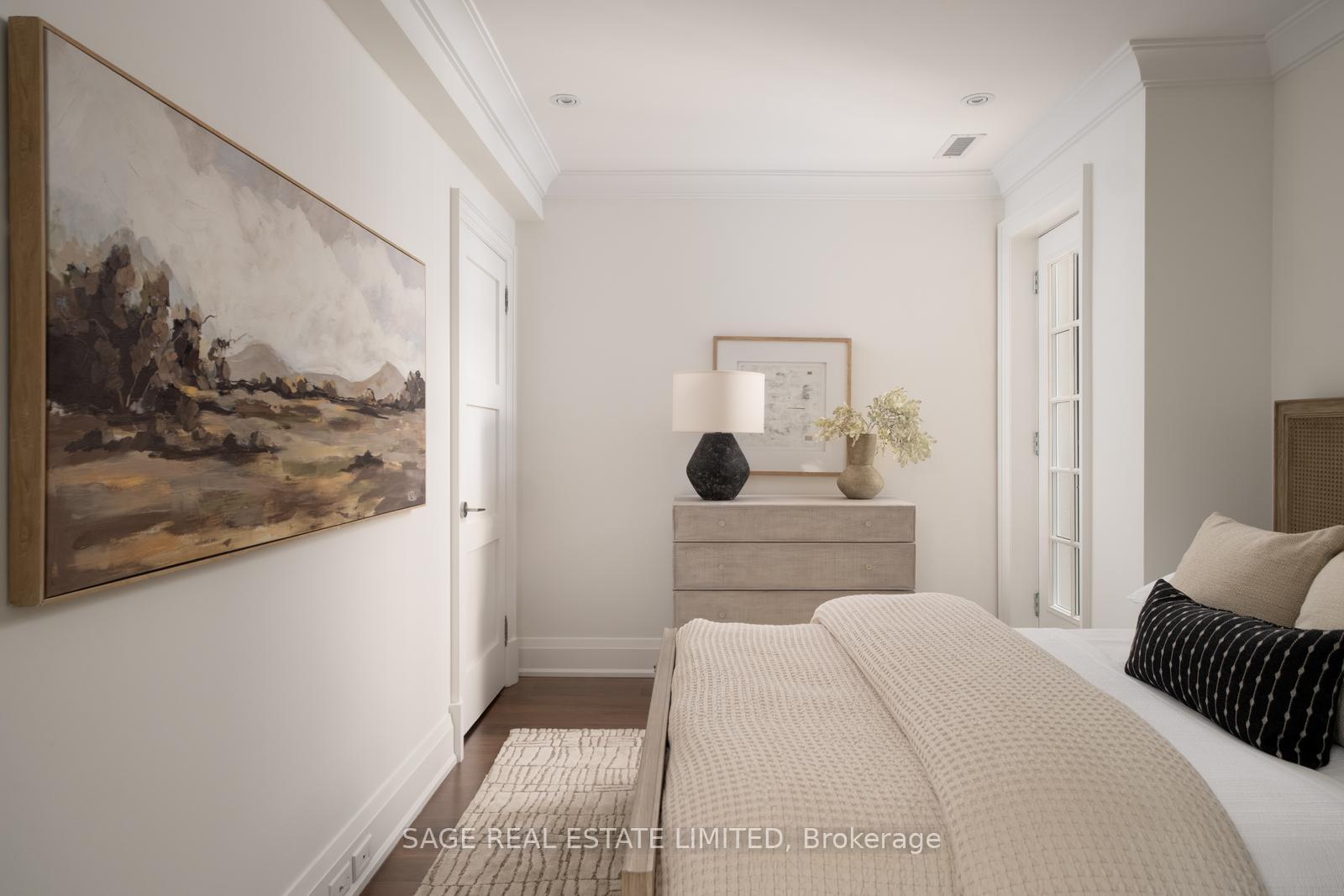 Photo 18 of Unit 3D, 319 Lonsdale Road, Toronto, Casa Loma — HOMEH