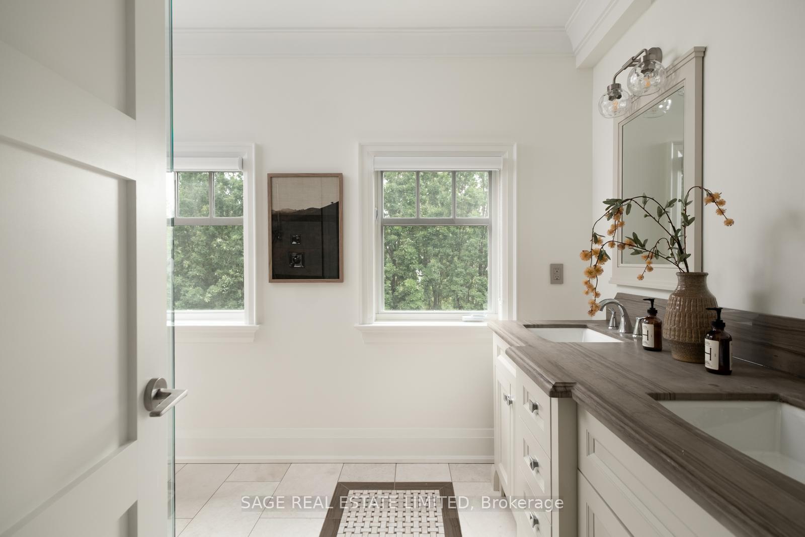 Photo 25 of Unit 3D, 319 Lonsdale Road, Toronto, Casa Loma — HOMEH
