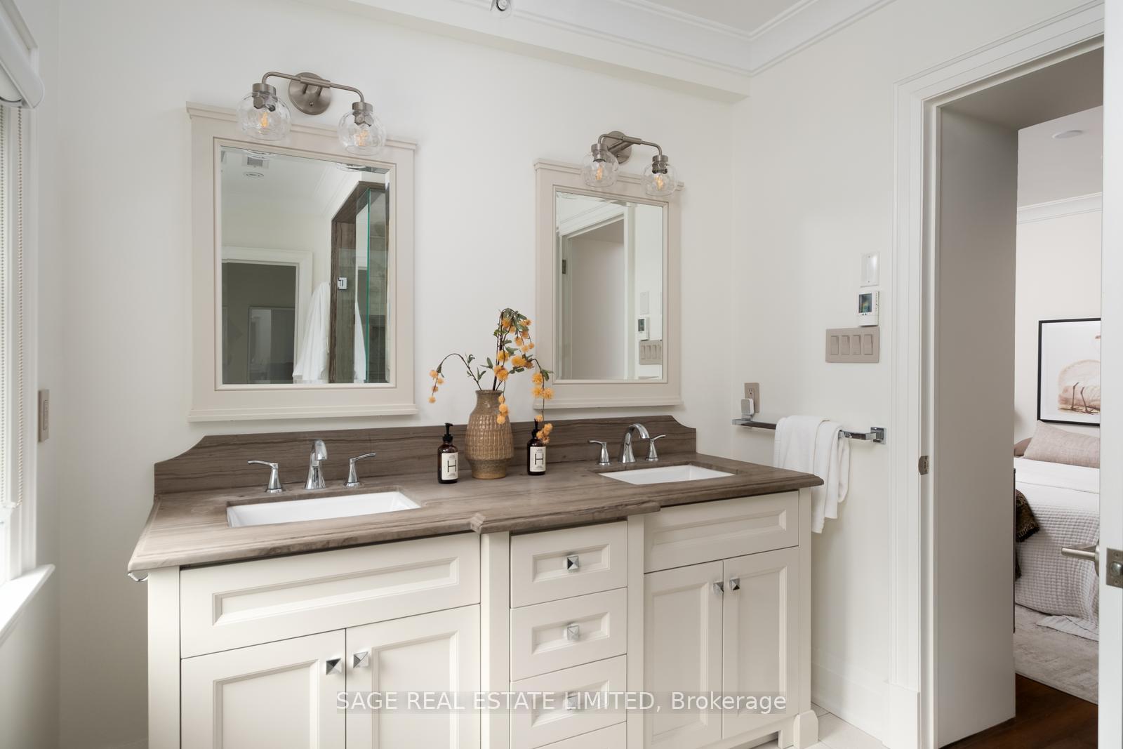 Photo 27 of Unit 3D, 319 Lonsdale Road, Toronto, Casa Loma — HOMEH