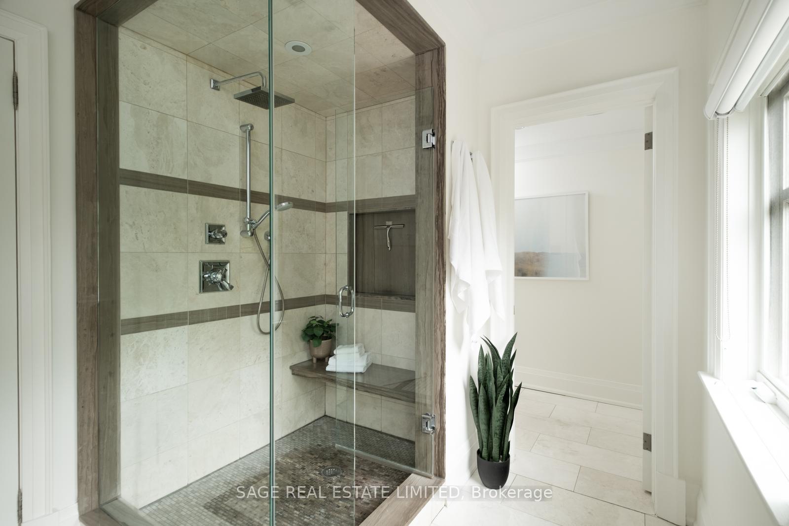 Photo 28 of Unit 3D, 319 Lonsdale Road, Toronto, Casa Loma — HOMEH