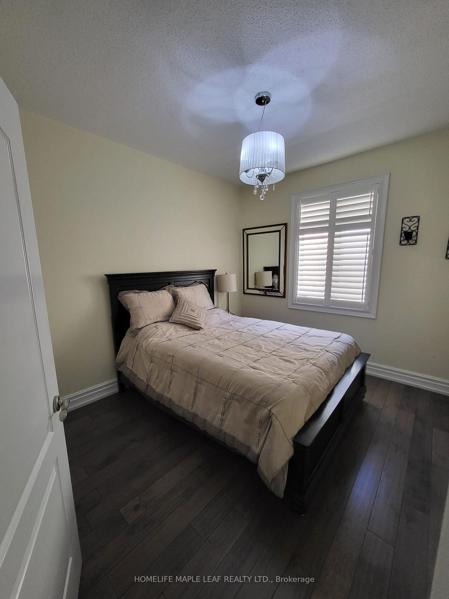 Photo 14 of 69 Huntspoint Drive, Brampton, Bram East — HOMEH