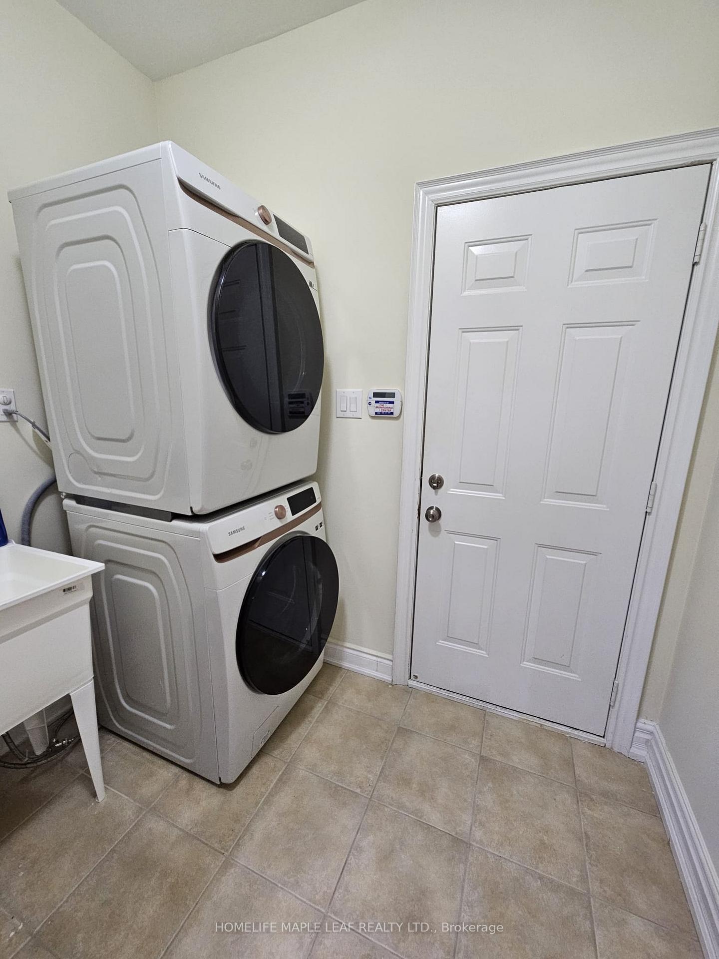 Photo 17 of 69 Huntspoint Drive, Brampton, Bram East — HOMEH