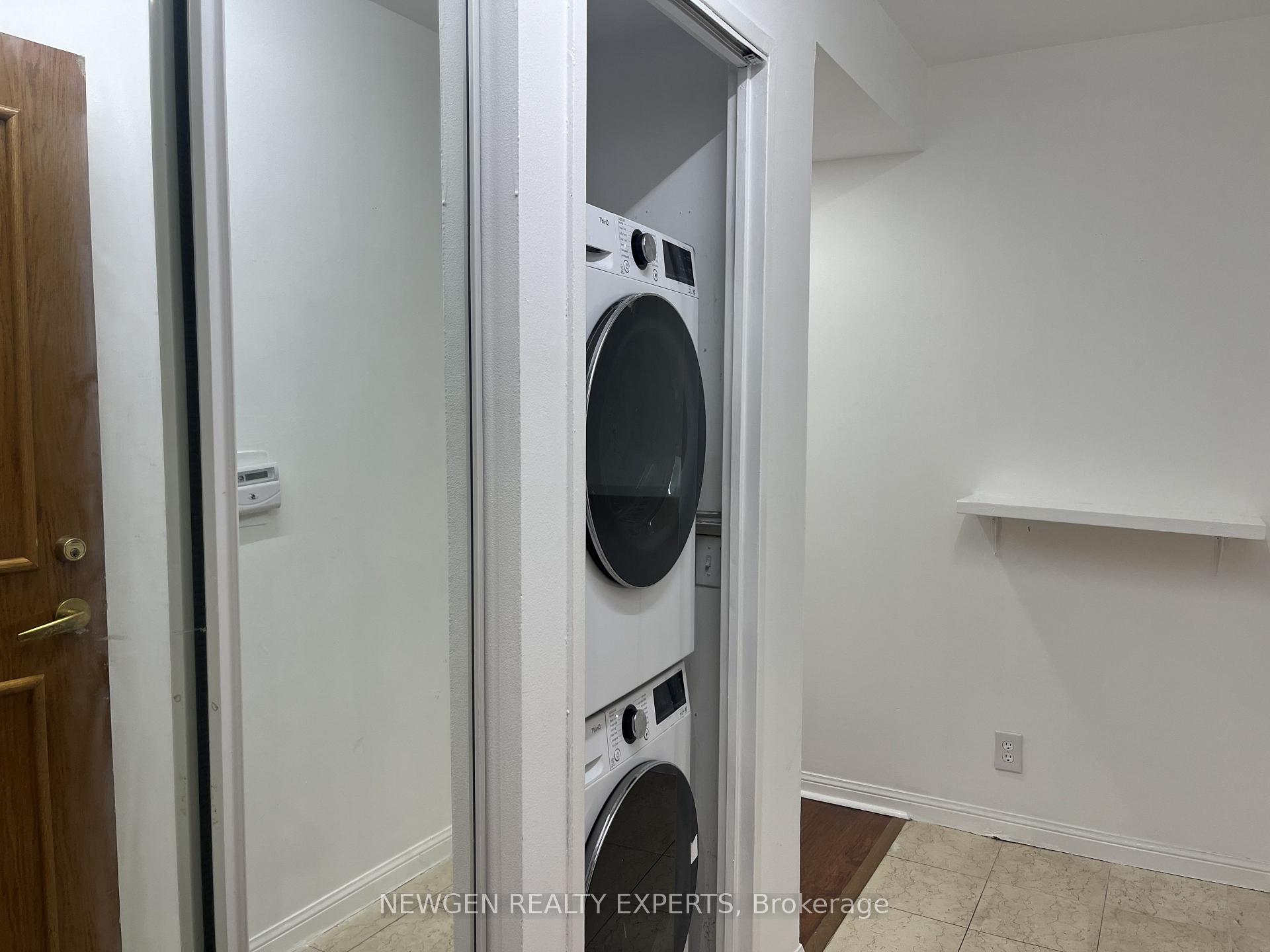 Photo 2 of Unit 303, 8 Lee Centre Drive, Scarborough, Woburn — HOMEH