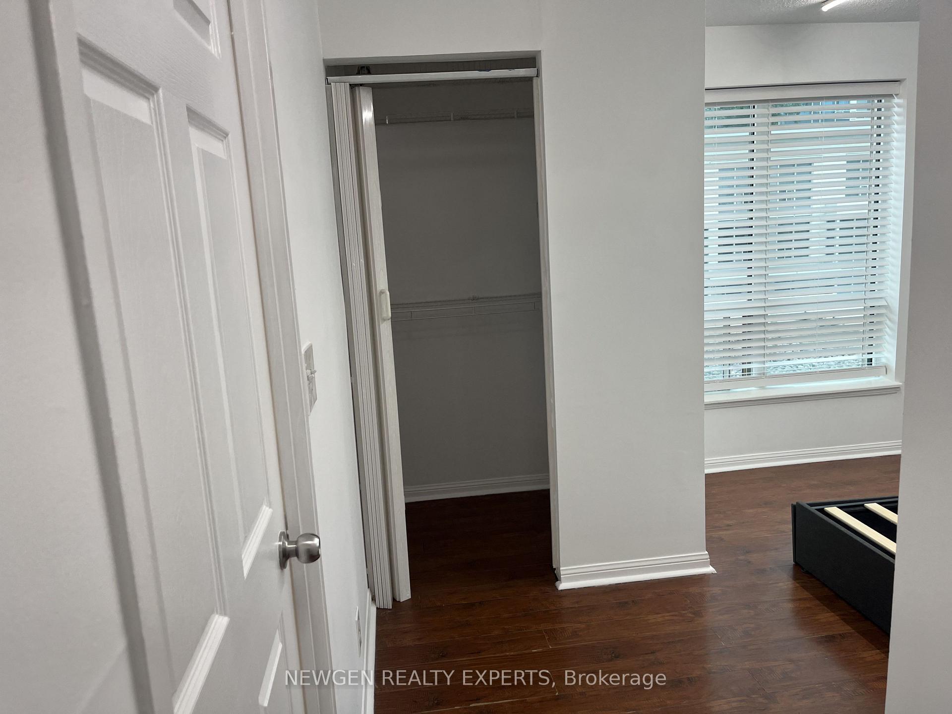 Photo 16 of Unit 303, 8 Lee Centre Drive, Scarborough, Woburn — HOMEH