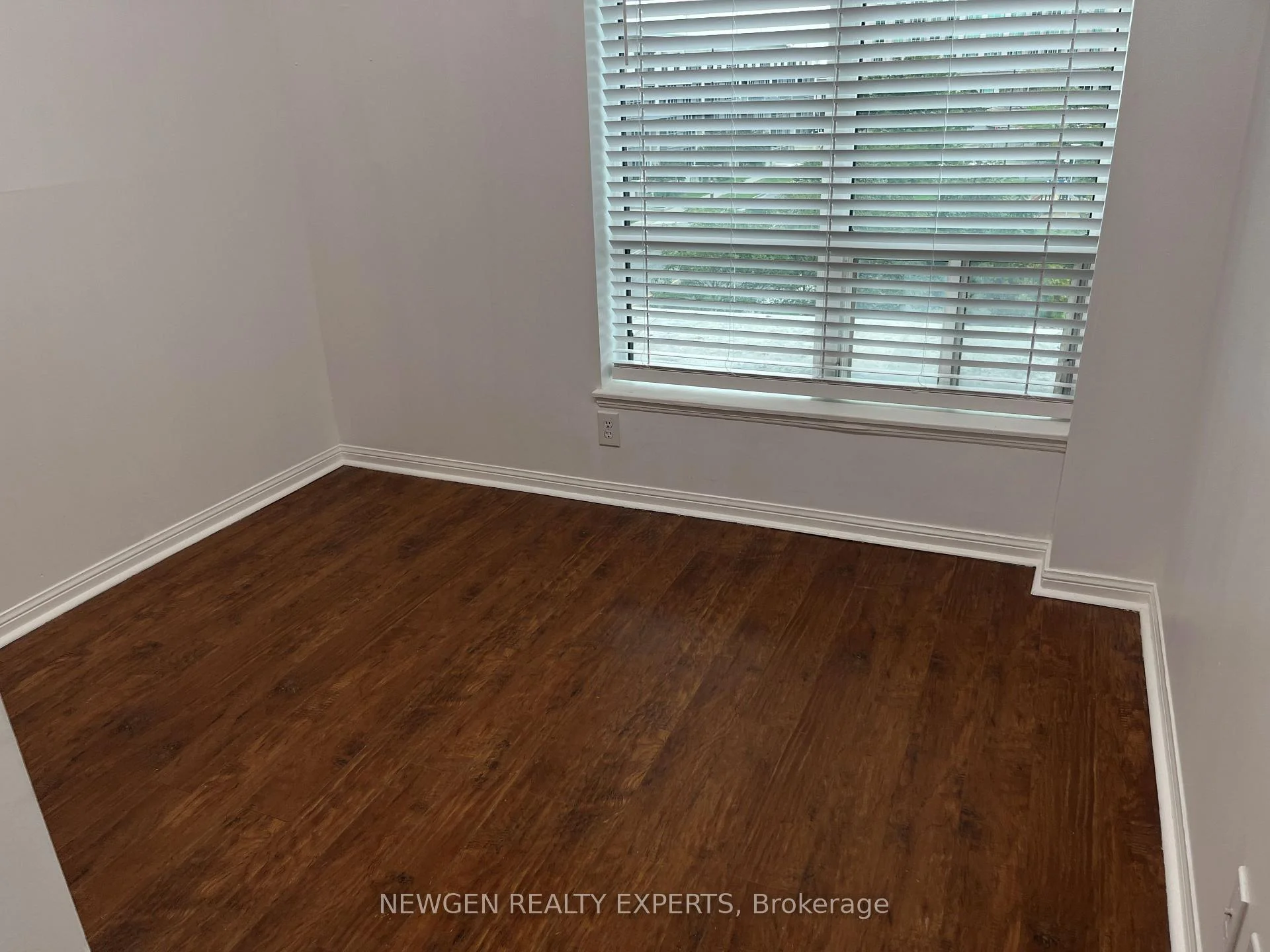 Photo 21 of Unit 303, 8 Lee Centre Drive, Scarborough, Woburn — HOMEH