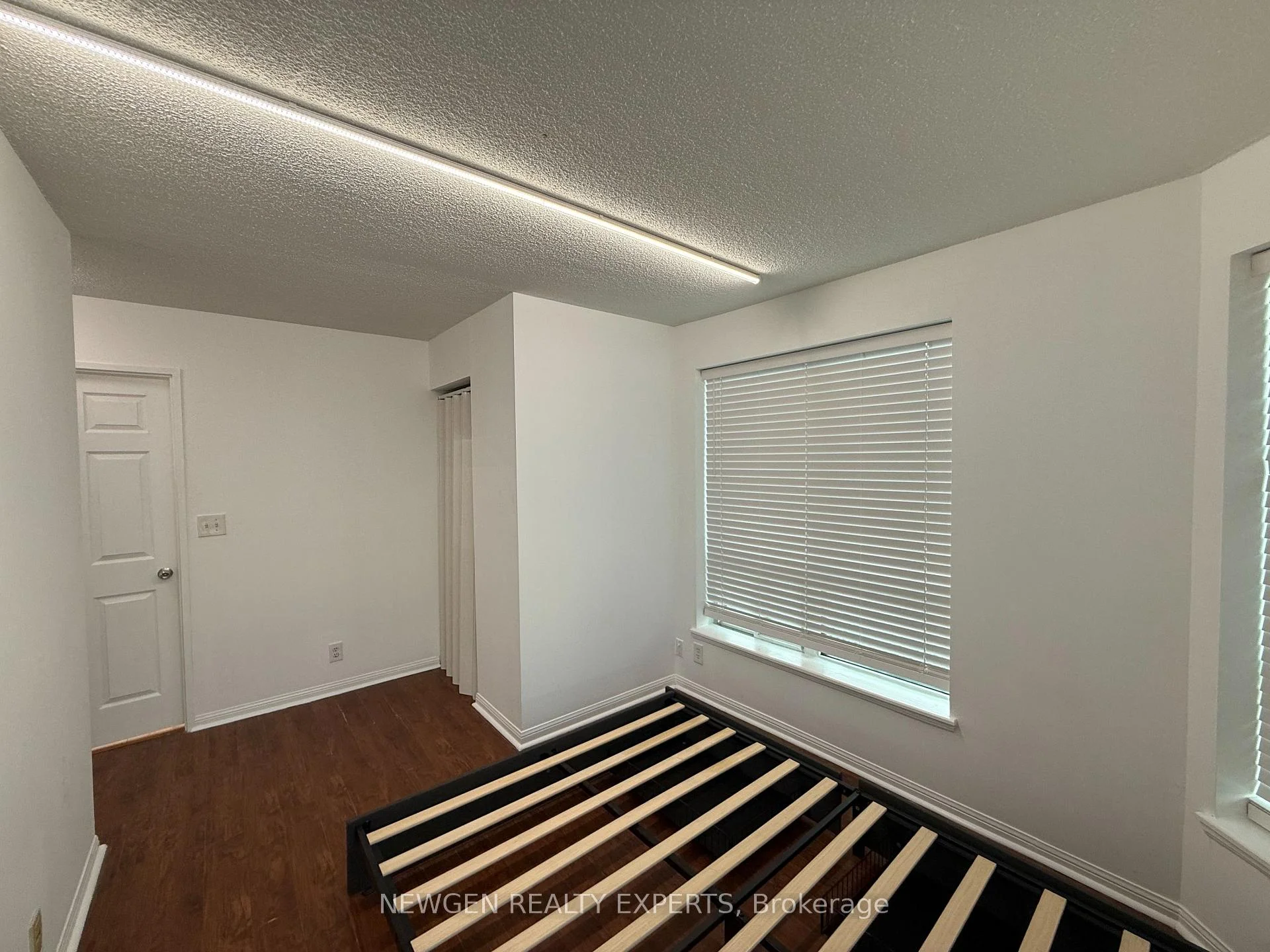 Photo 30 of Unit 303, 8 Lee Centre Drive, Scarborough, Woburn — HOMEH