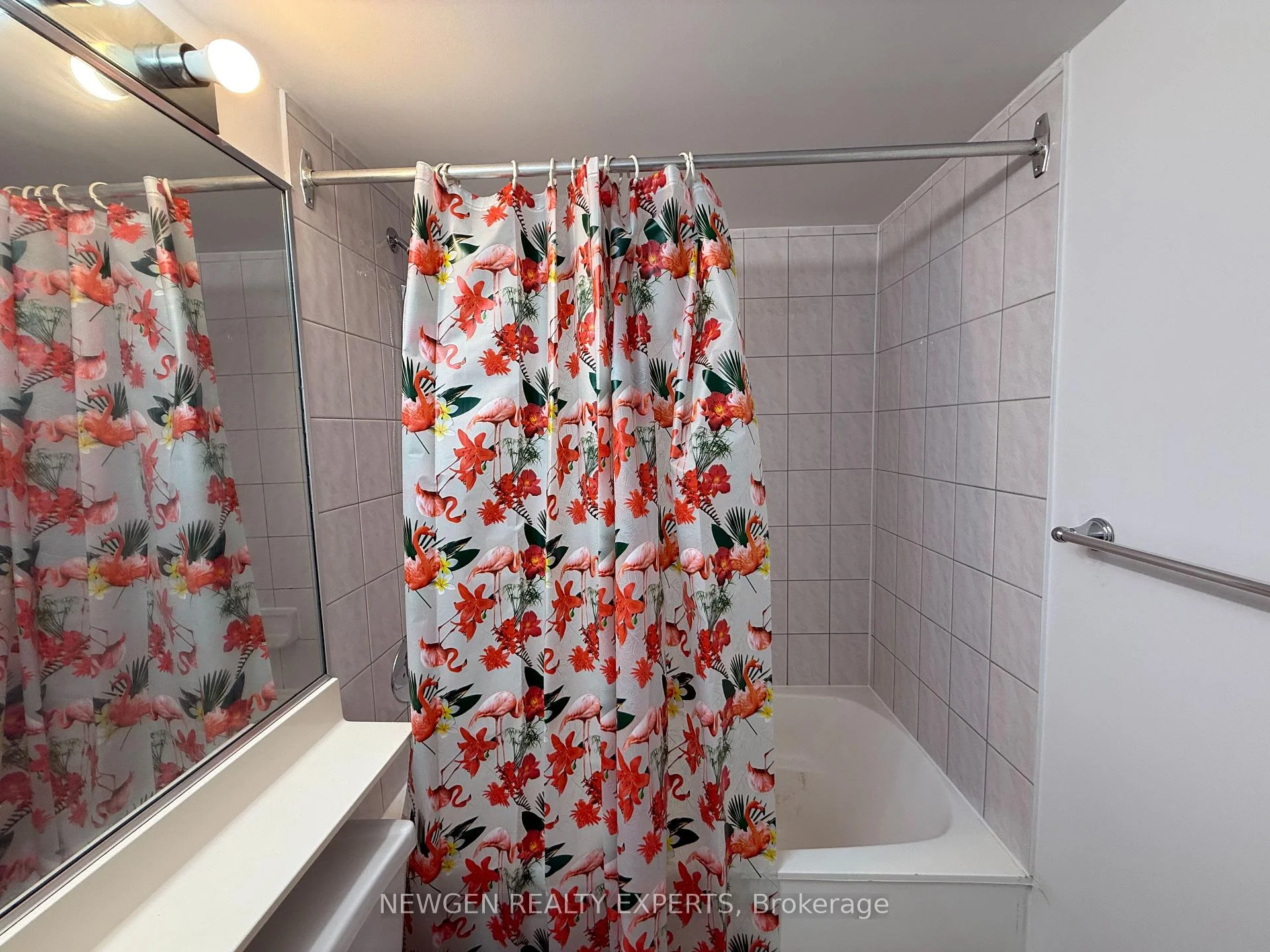 Photo 36 of Unit 303, 8 Lee Centre Drive, Scarborough, Woburn — HOMEH
