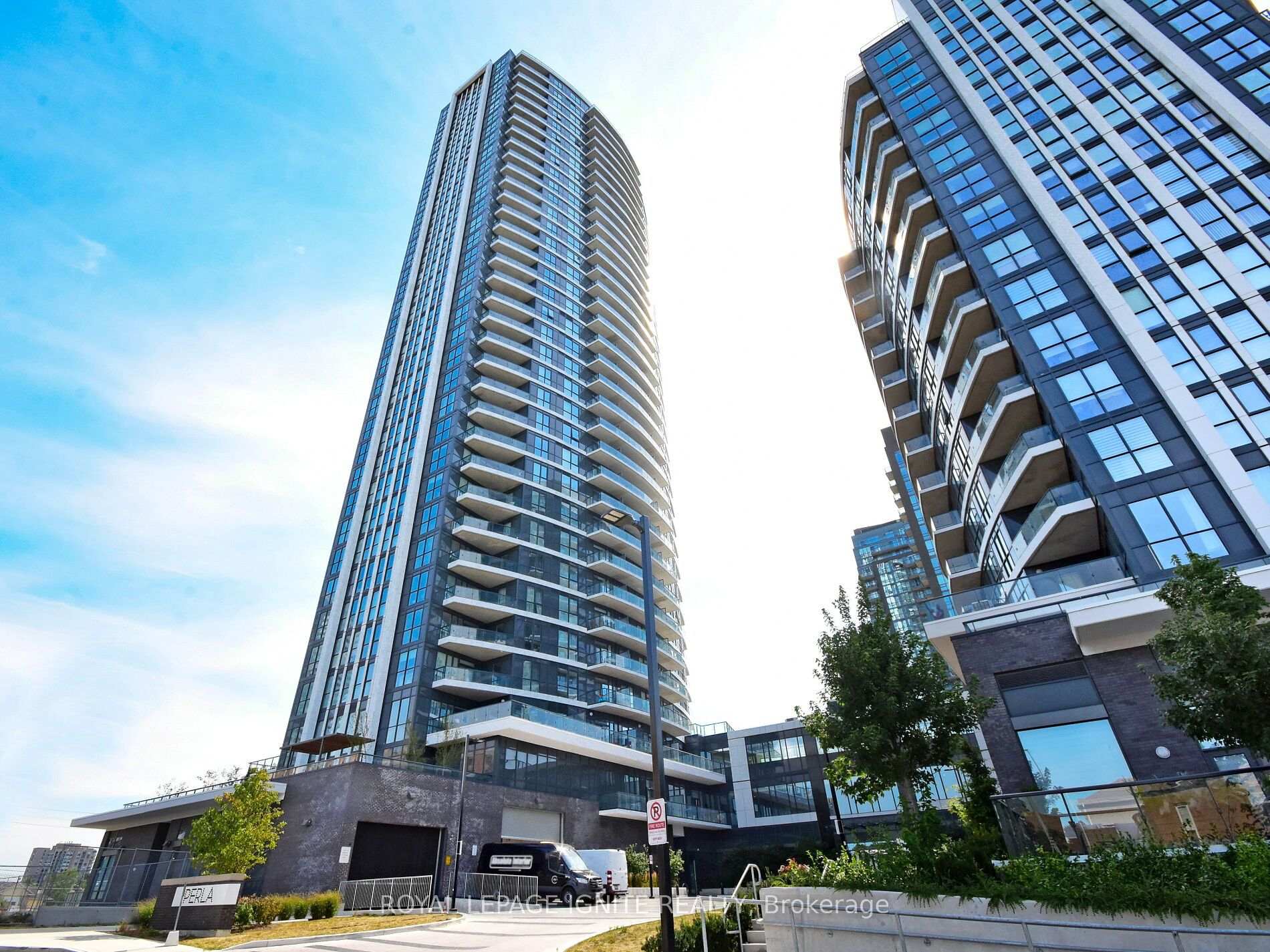 Photo 1 of Unit 2811, 35 Watergarden Drive, Mississauga, Hurontario — HOMEH
