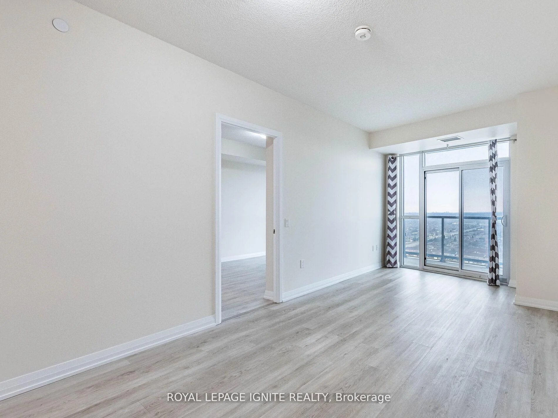 Photo 30 of Unit 2811, 35 Watergarden Drive, Mississauga, Hurontario — HOMEH