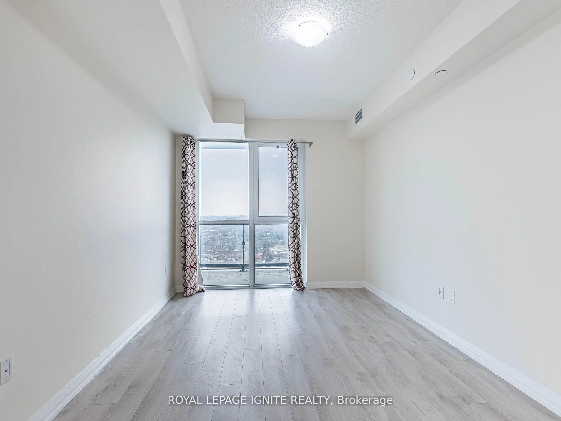 Photo 36 of Unit 2811, 35 Watergarden Drive, Mississauga, Hurontario — HOMEH
