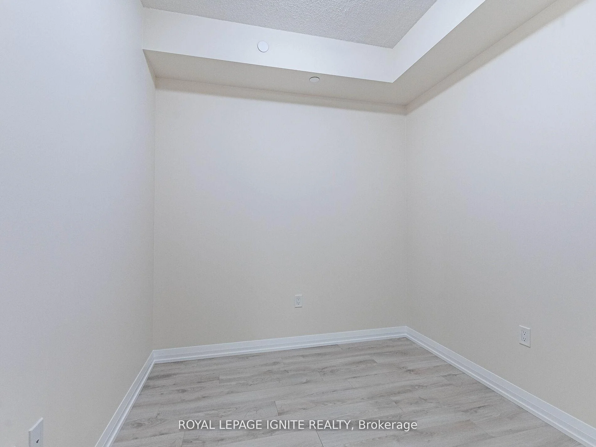 Photo 58 of Unit 2811, 35 Watergarden Drive, Mississauga, Hurontario — HOMEH