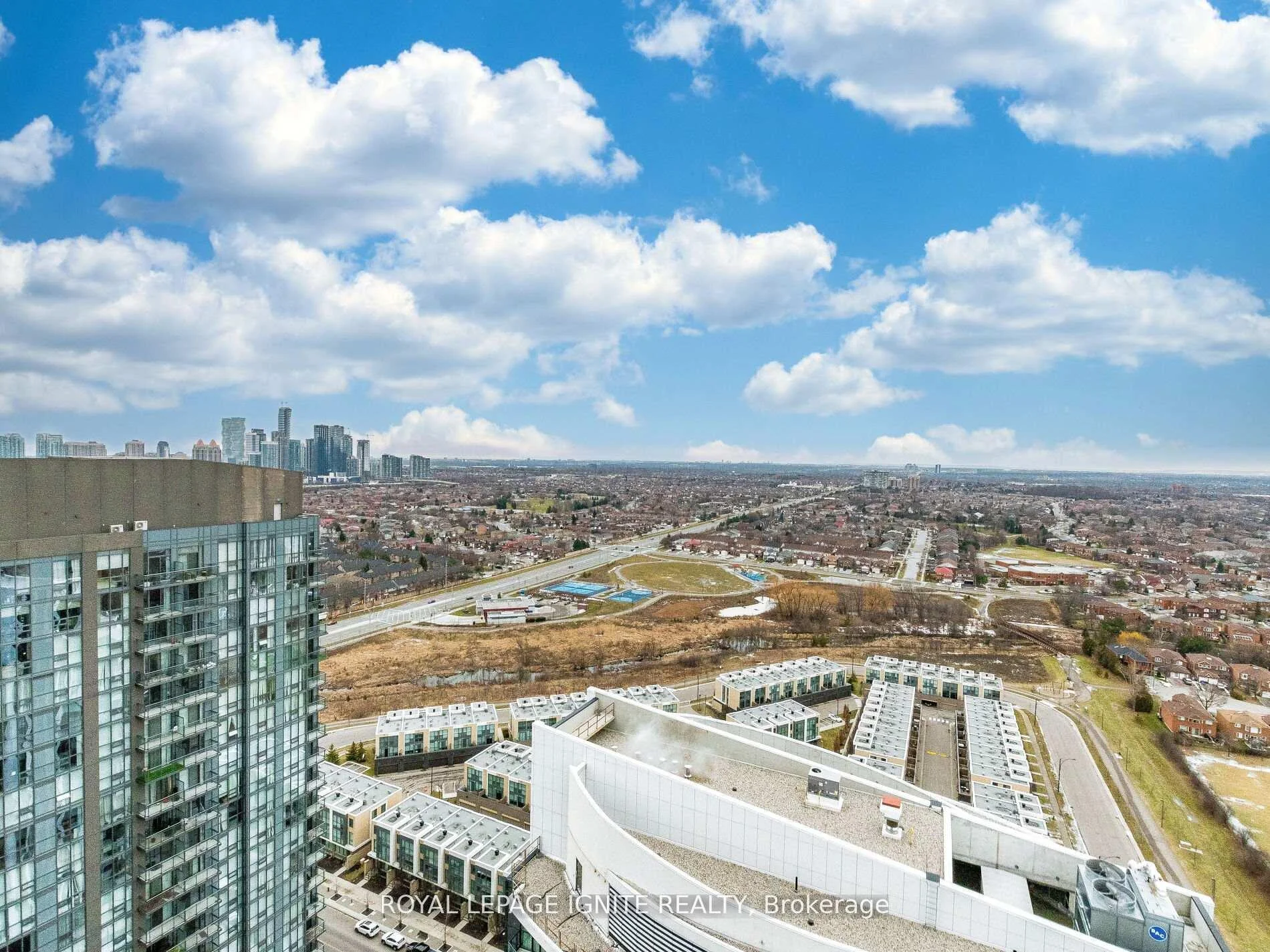 Photo 71 of Unit 2811, 35 Watergarden Drive, Mississauga, Hurontario — HOMEH