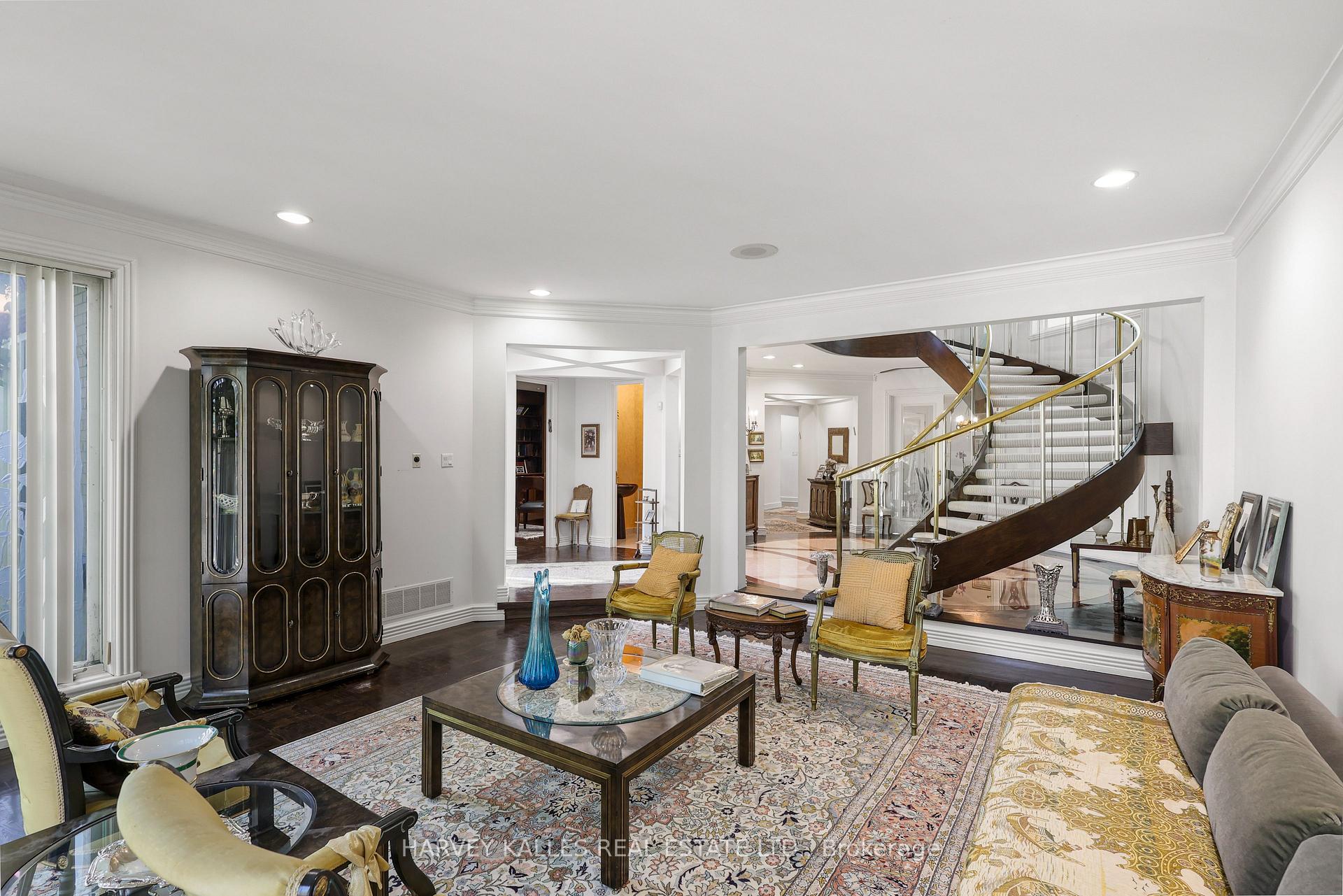 Photo 9 of 83 Hillmount Avenue, Toronto, Englemount-Lawrence — HOMEH