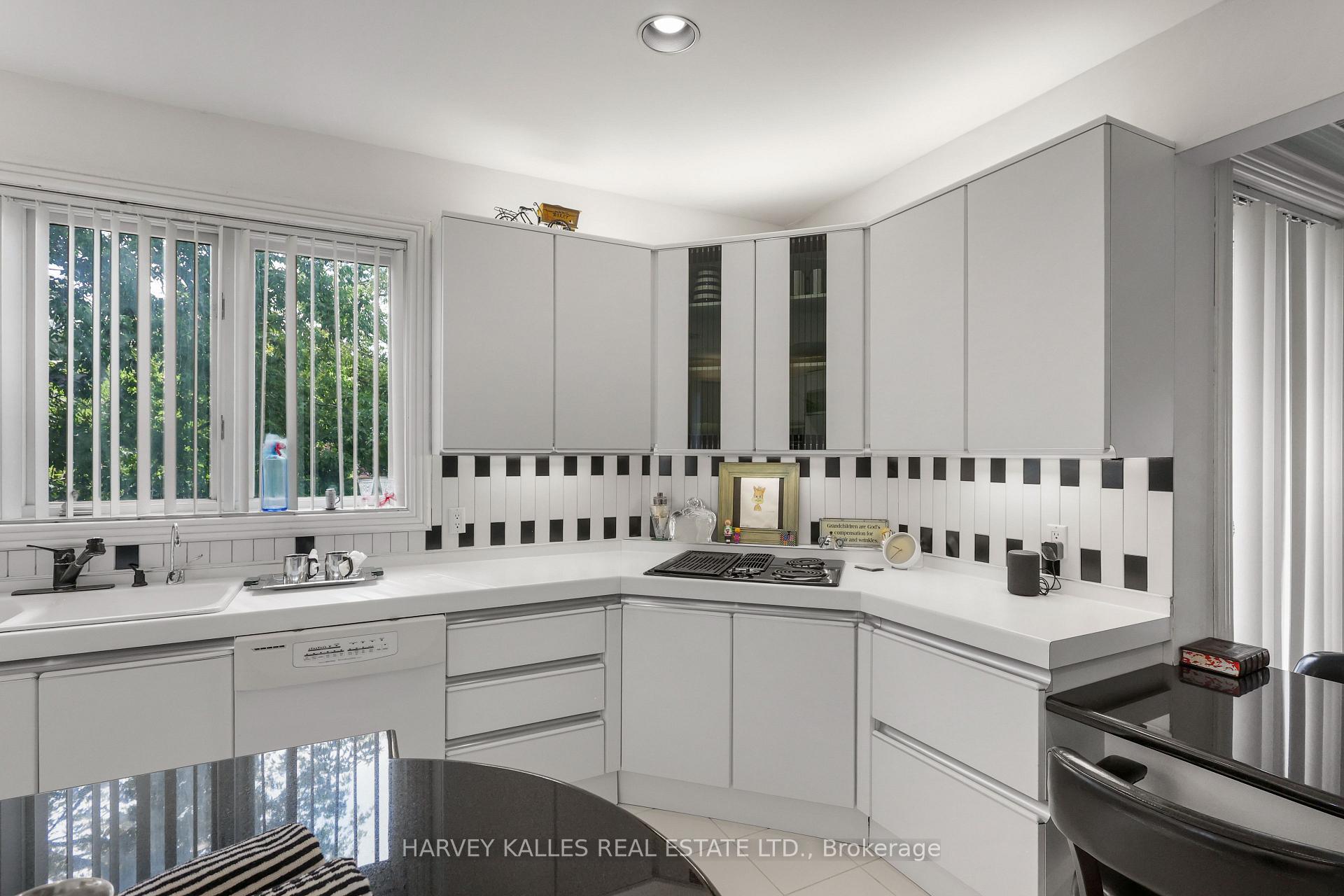 Photo 21 of 83 Hillmount Avenue, Toronto, Englemount-Lawrence — HOMEH