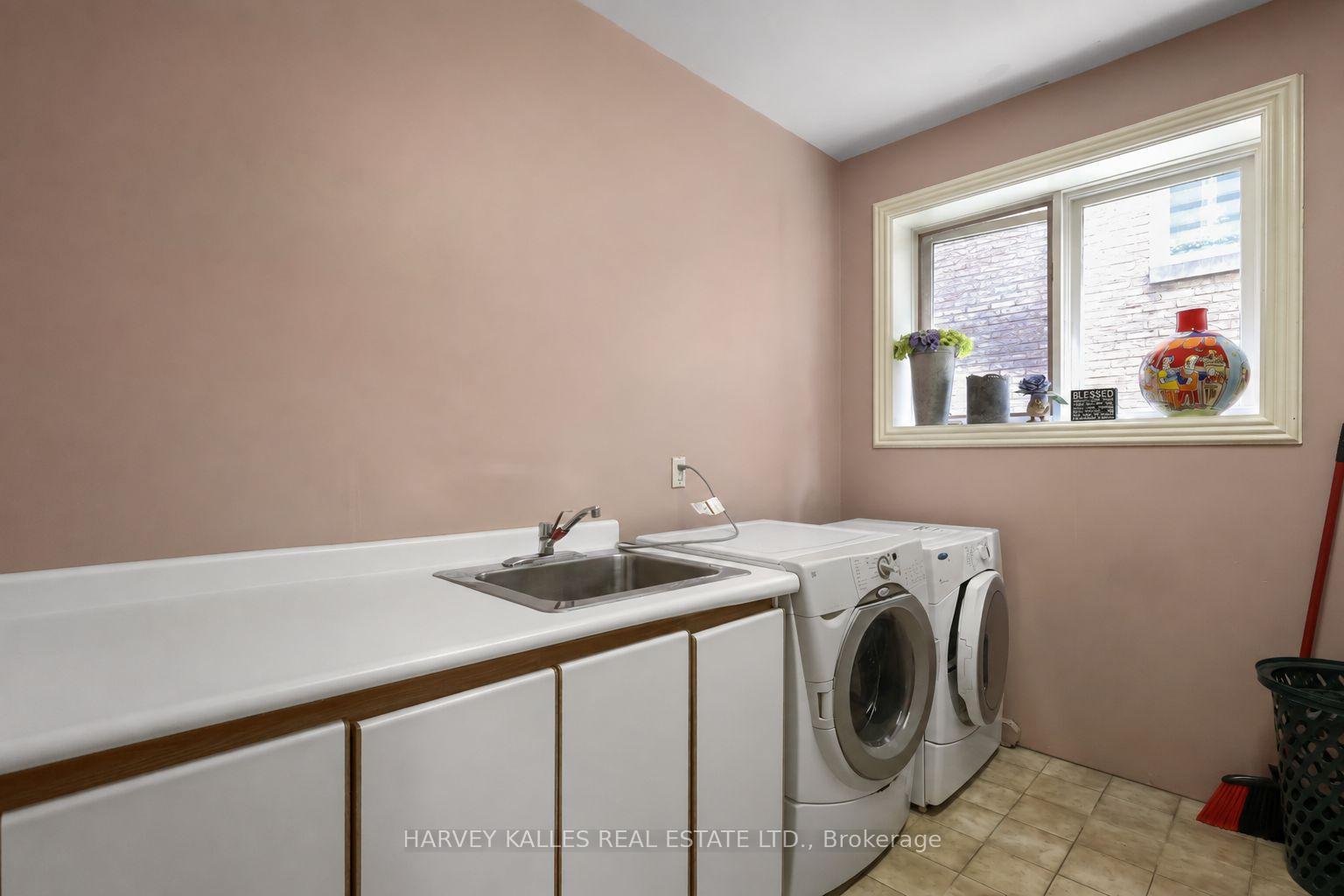 Photo 40 of 83 Hillmount Avenue, Toronto, Englemount-Lawrence — HOMEH