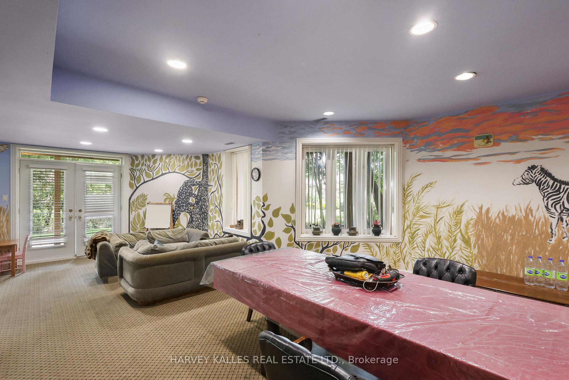 Photo 44 of 83 Hillmount Avenue, Toronto, Englemount-Lawrence — HOMEH